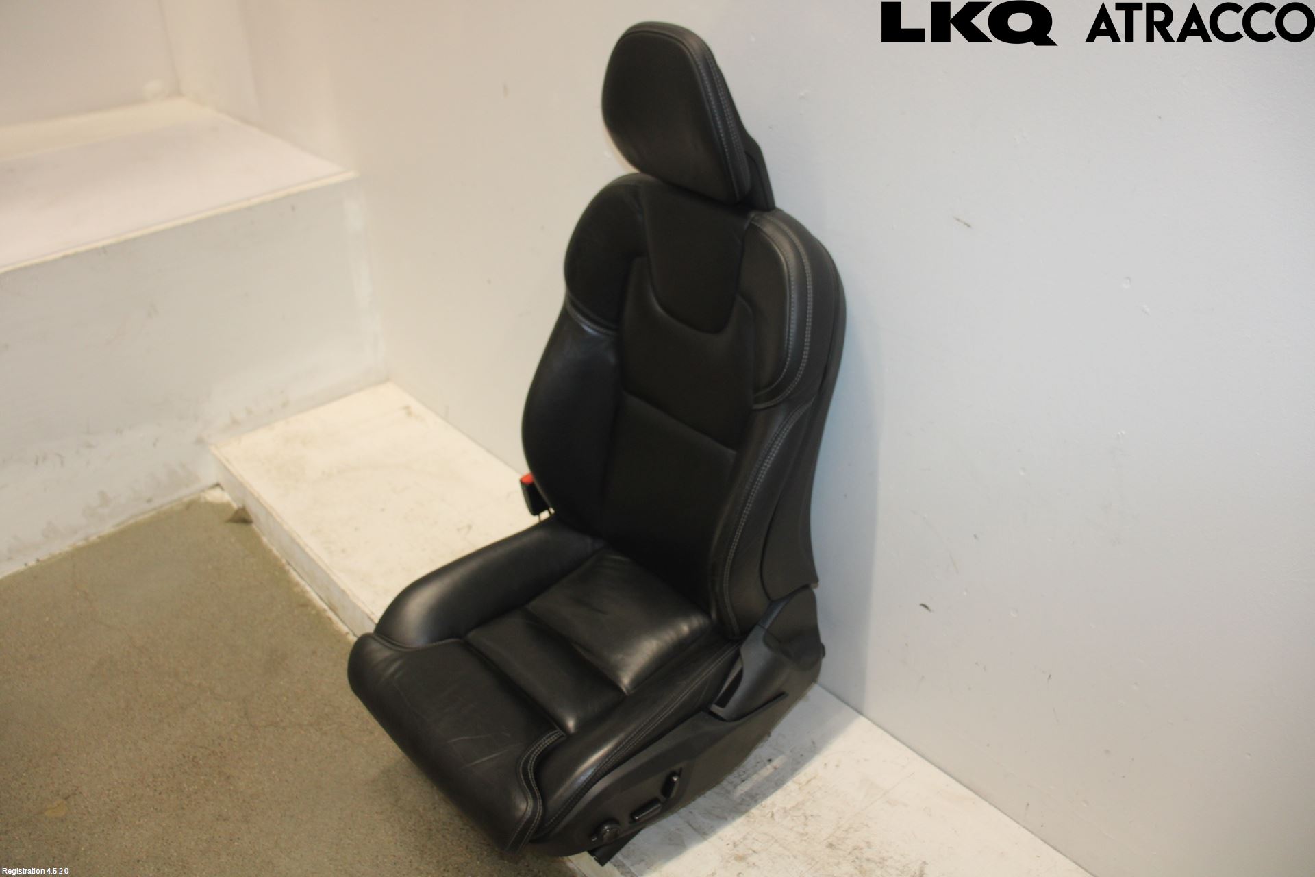 Volvo V90 CROSS COUNTRY 17->> Innr Sete Foran Venstre
