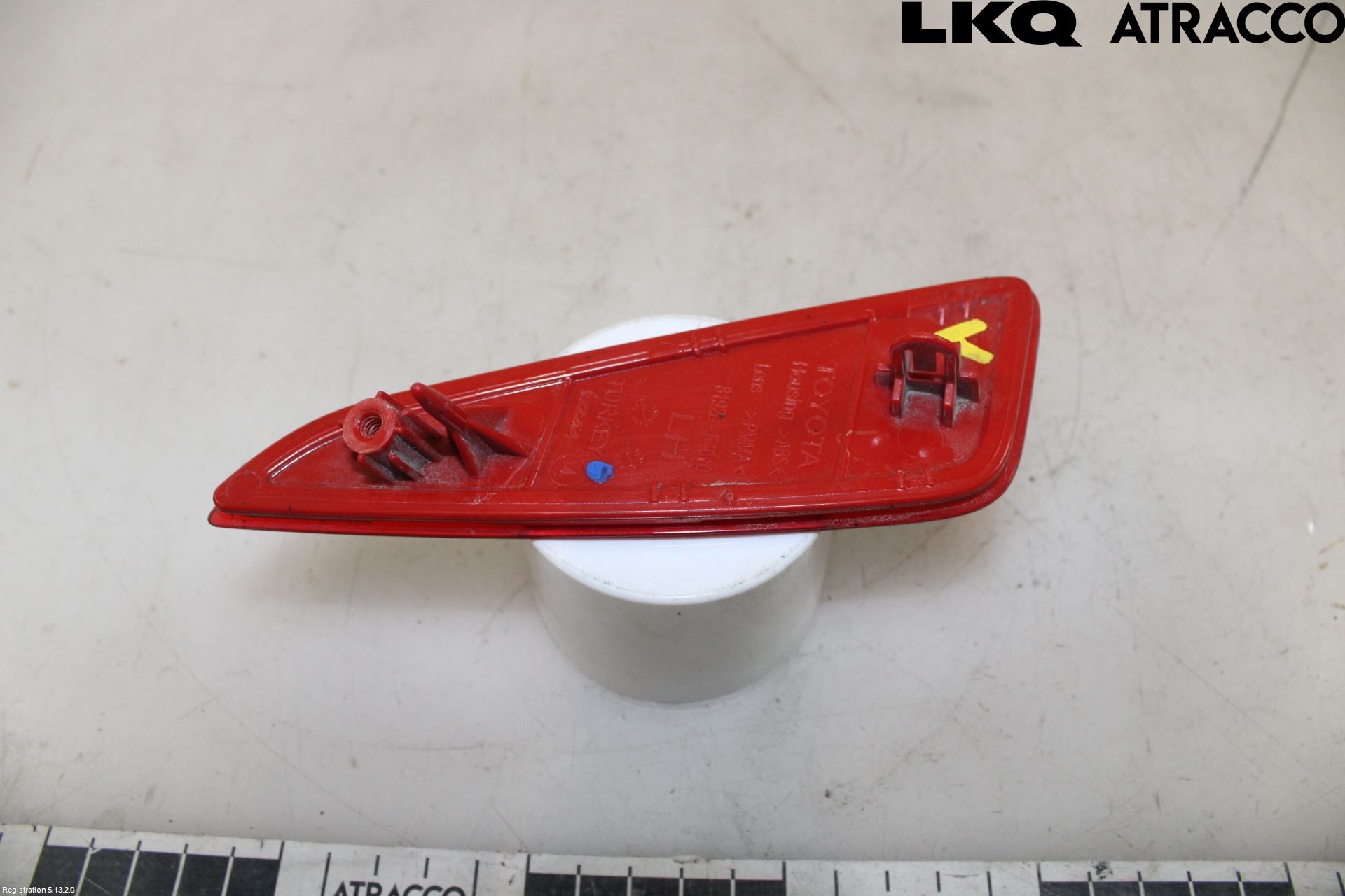 Toyota YARIS XP21 20- Refleks Bak