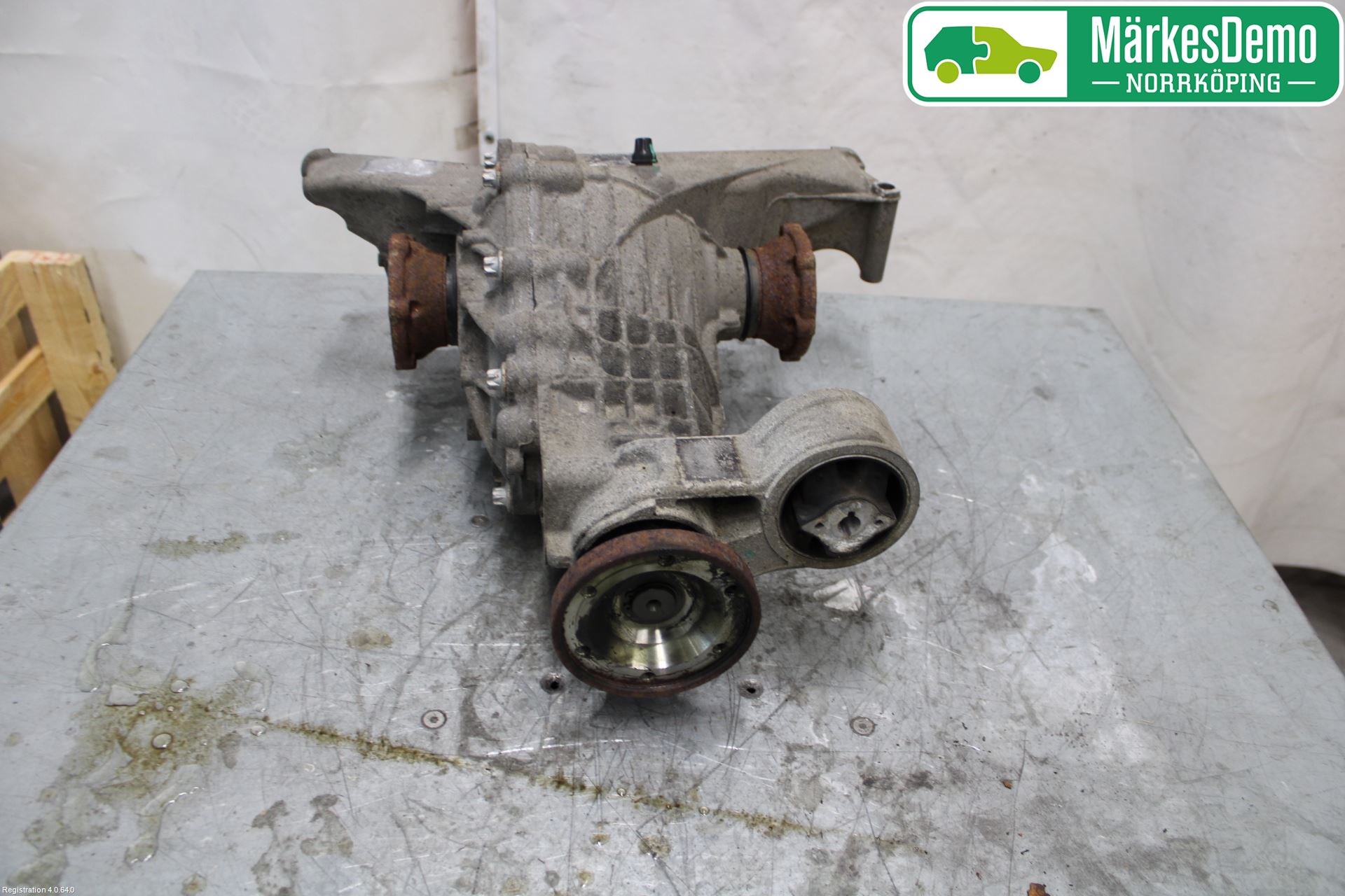 Audi A4/S4 B9 16-19 Bakaksel Kardang Bak -Diff