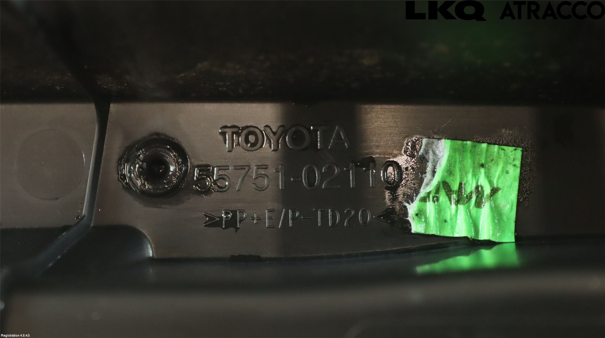 Toyota AURIS 10-12 Visker Deksel-Grill-Under Frr