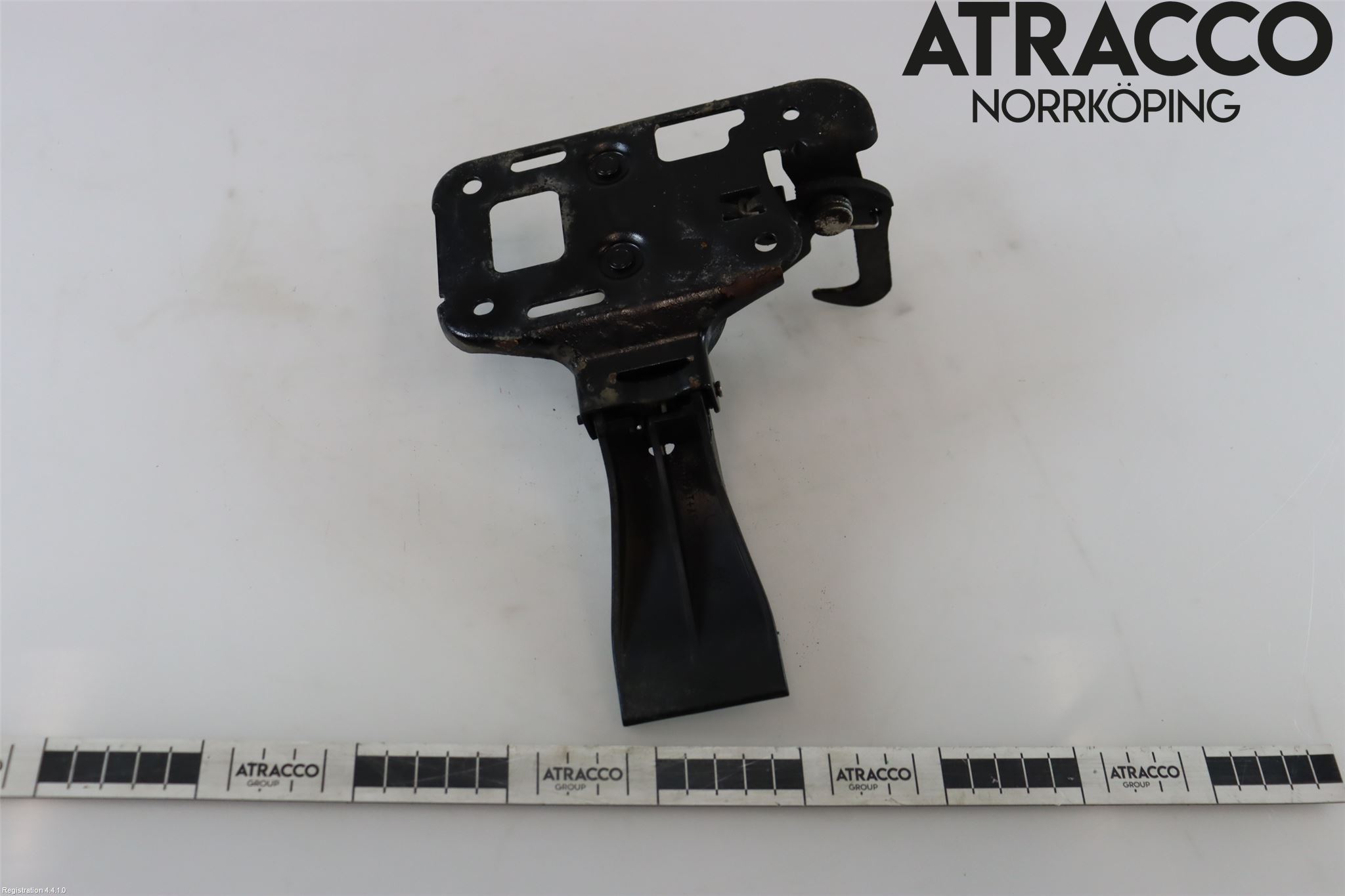 Audi A4/S4 08-11 Panser Stormkrok