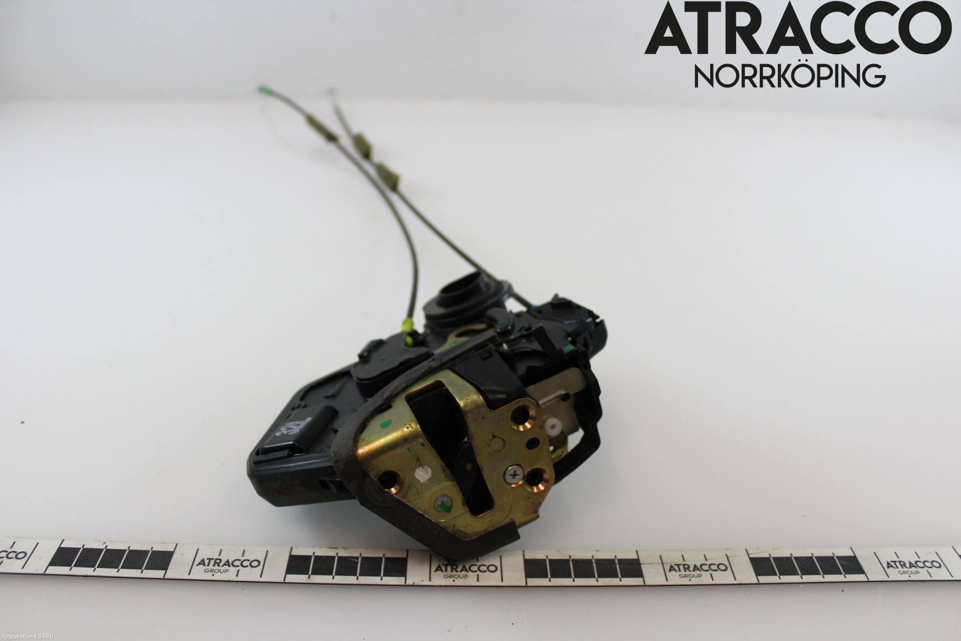 Toyota AVENSIS 03-06 Dørlås - Låsekasse