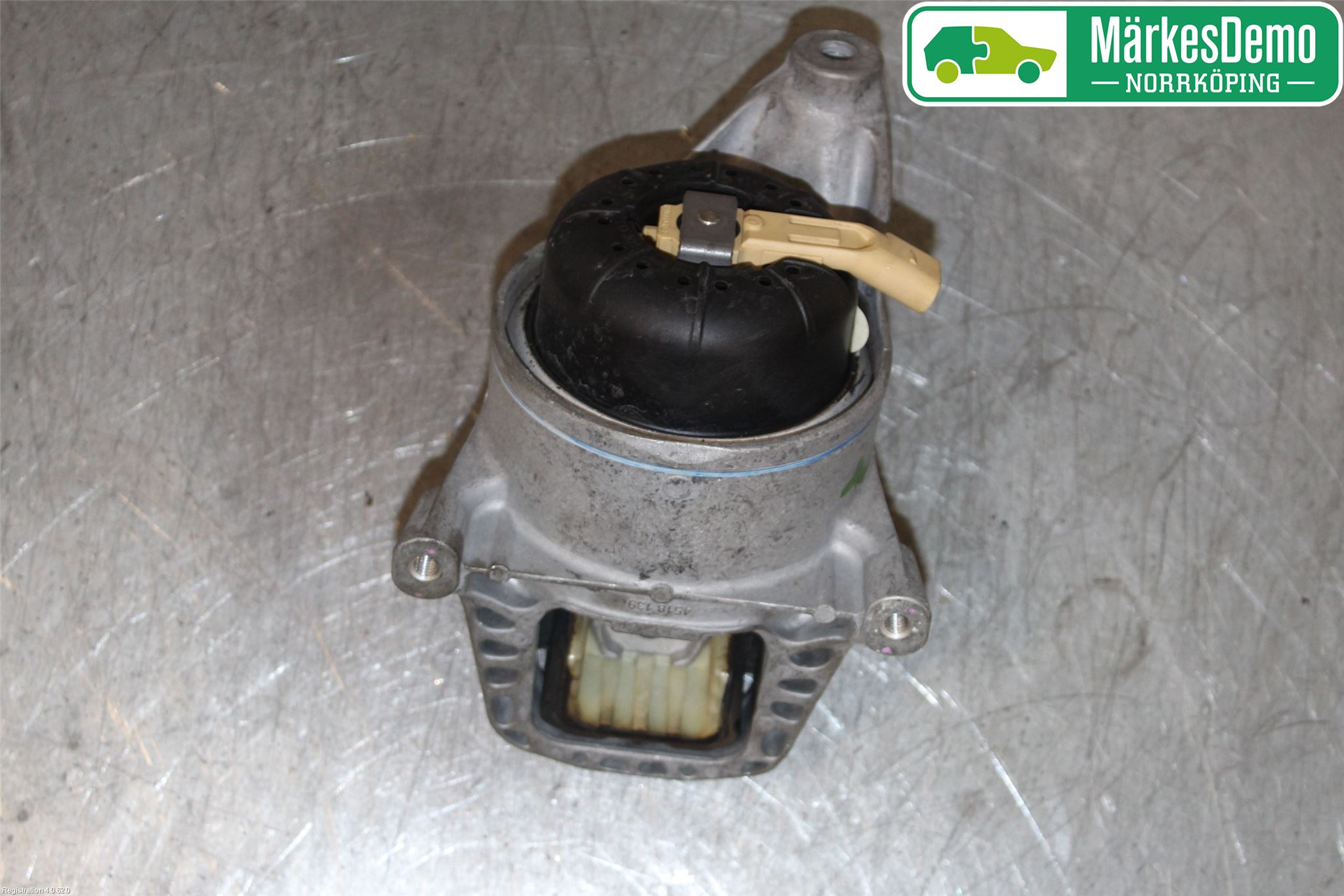 Audi A4/S4 B9 16-19 Motor Feste Gummi