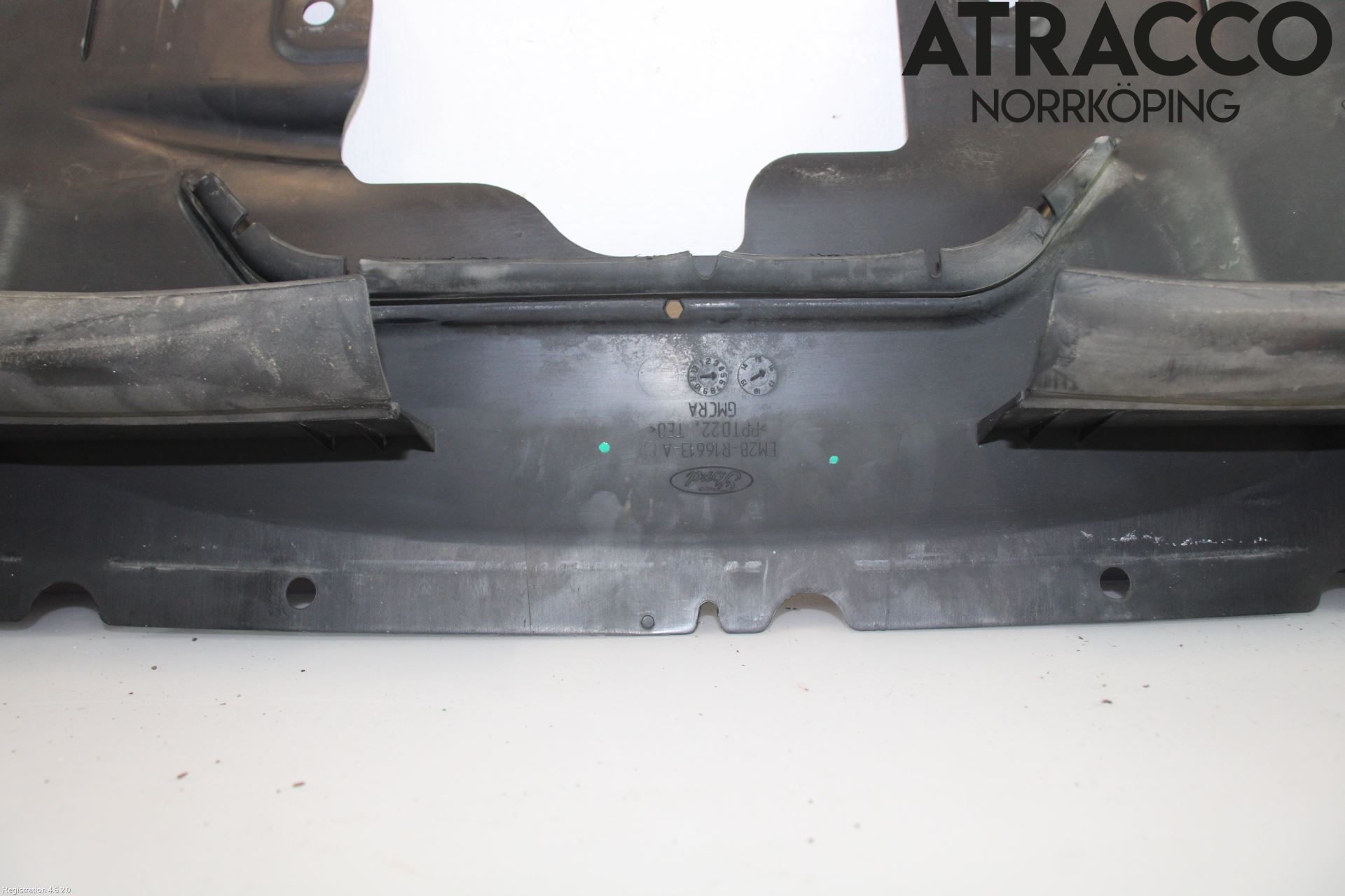 Ford S-MAX 15- Luftstyring Front