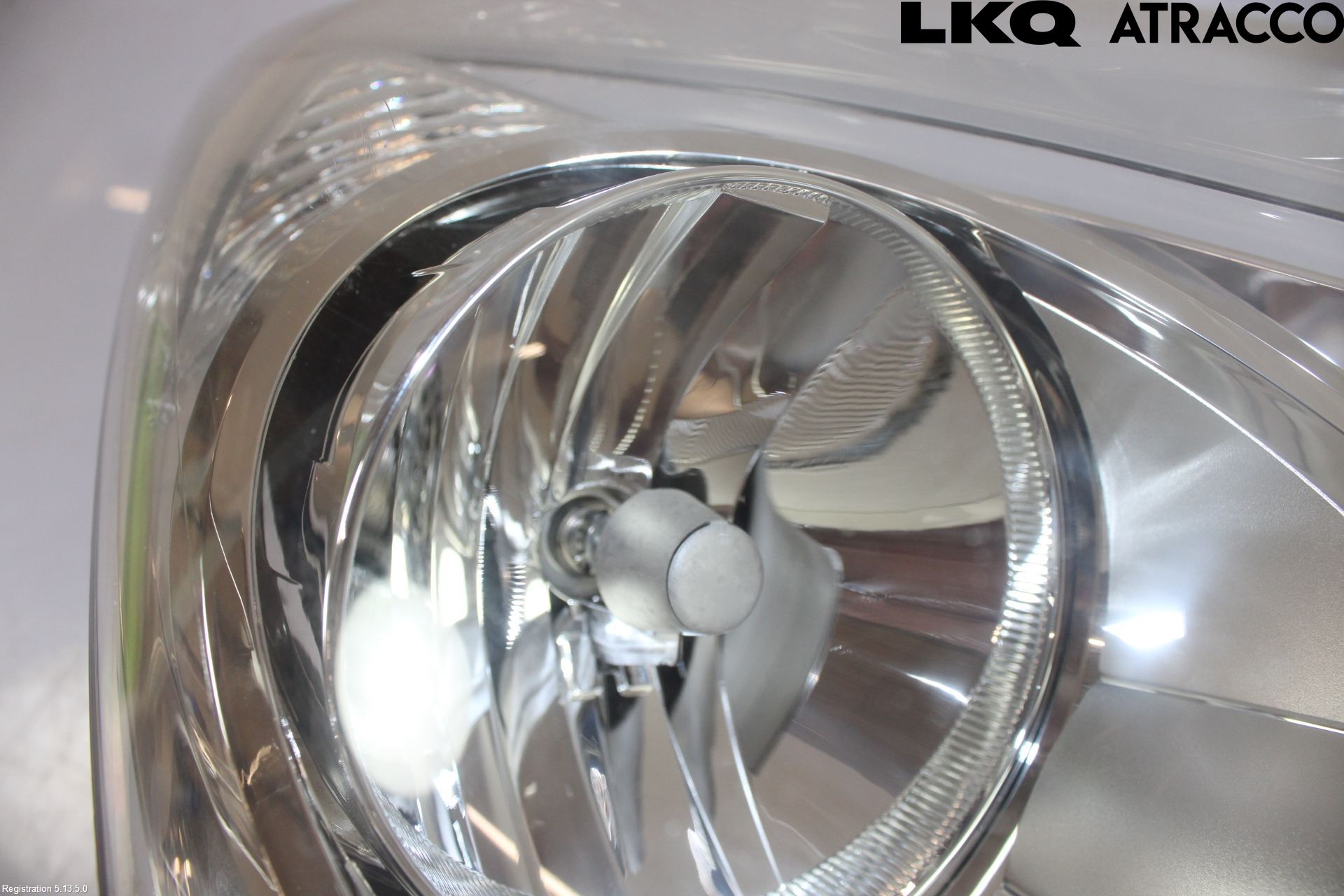 Kia VENGA 10-19 Frontlykt Høyre