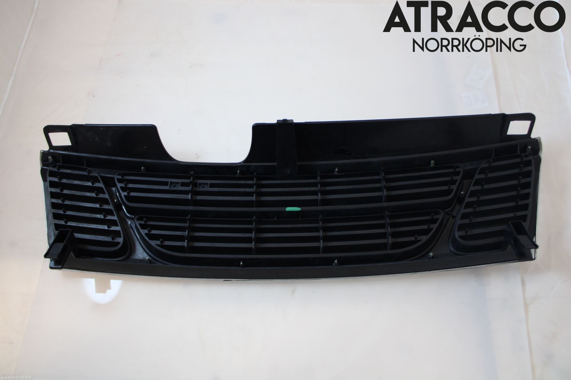 Saab 900      94-98 Grill Komplett