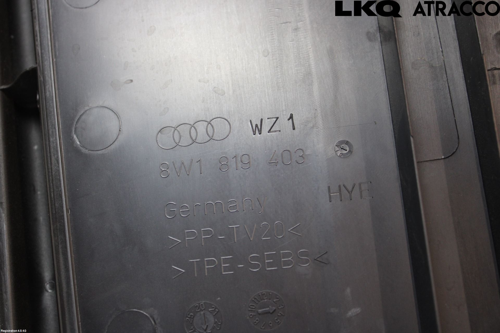 Audi A4/S4 B9 20- Visker Deksel-Grill-Under Frr
