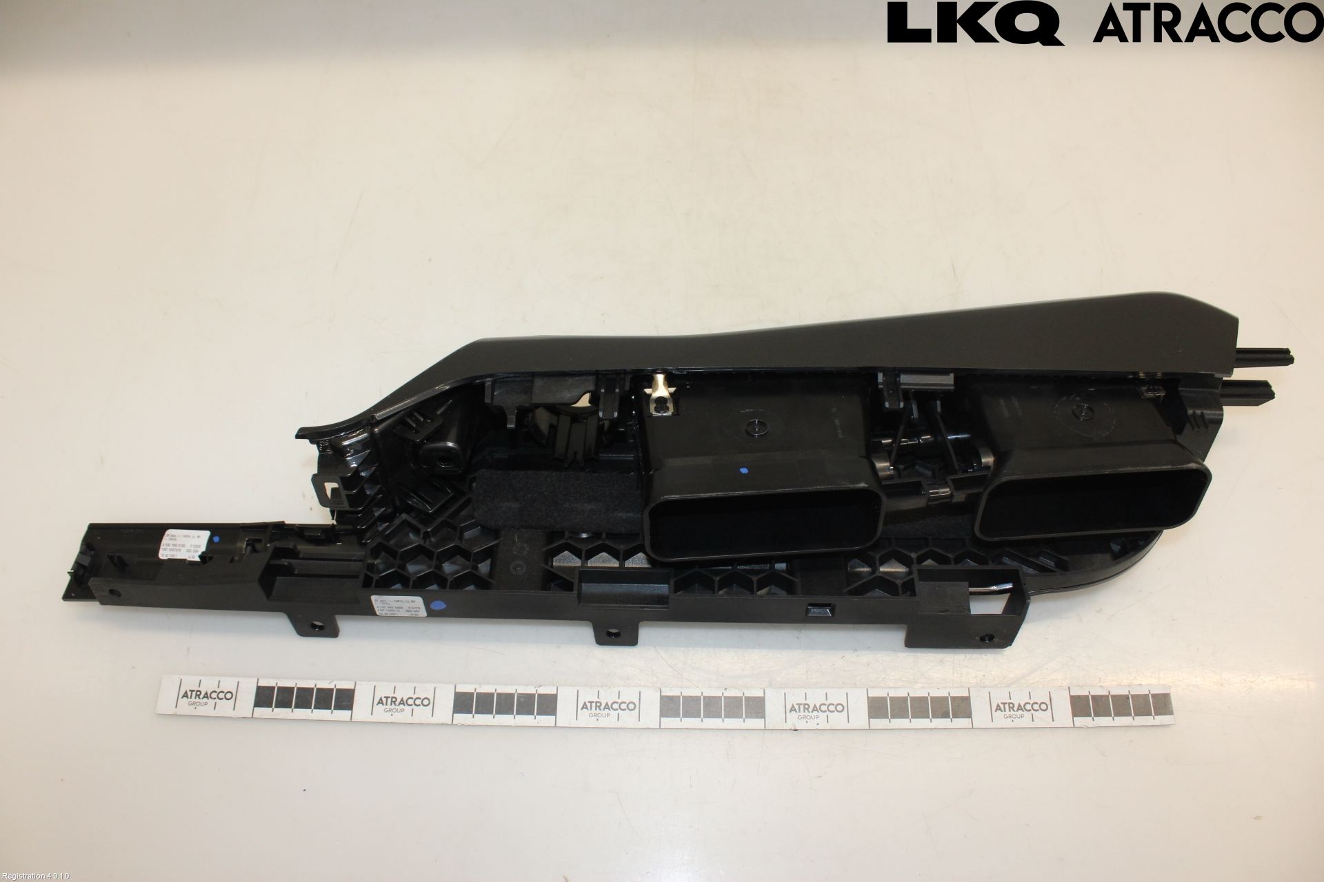 Mercedes-Benz MB EQC (N293) 20- Dashbord Kanal - Dyse