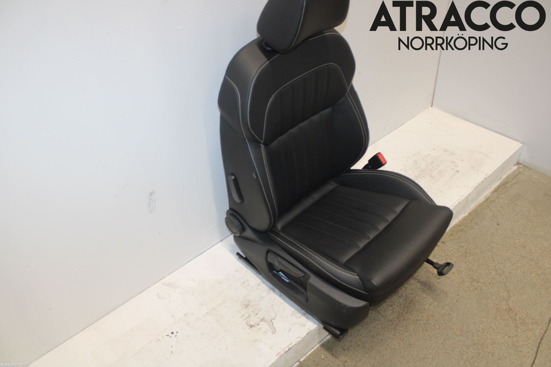 Skoda SUPERB 16-24 Innr Sete Foran Høyre