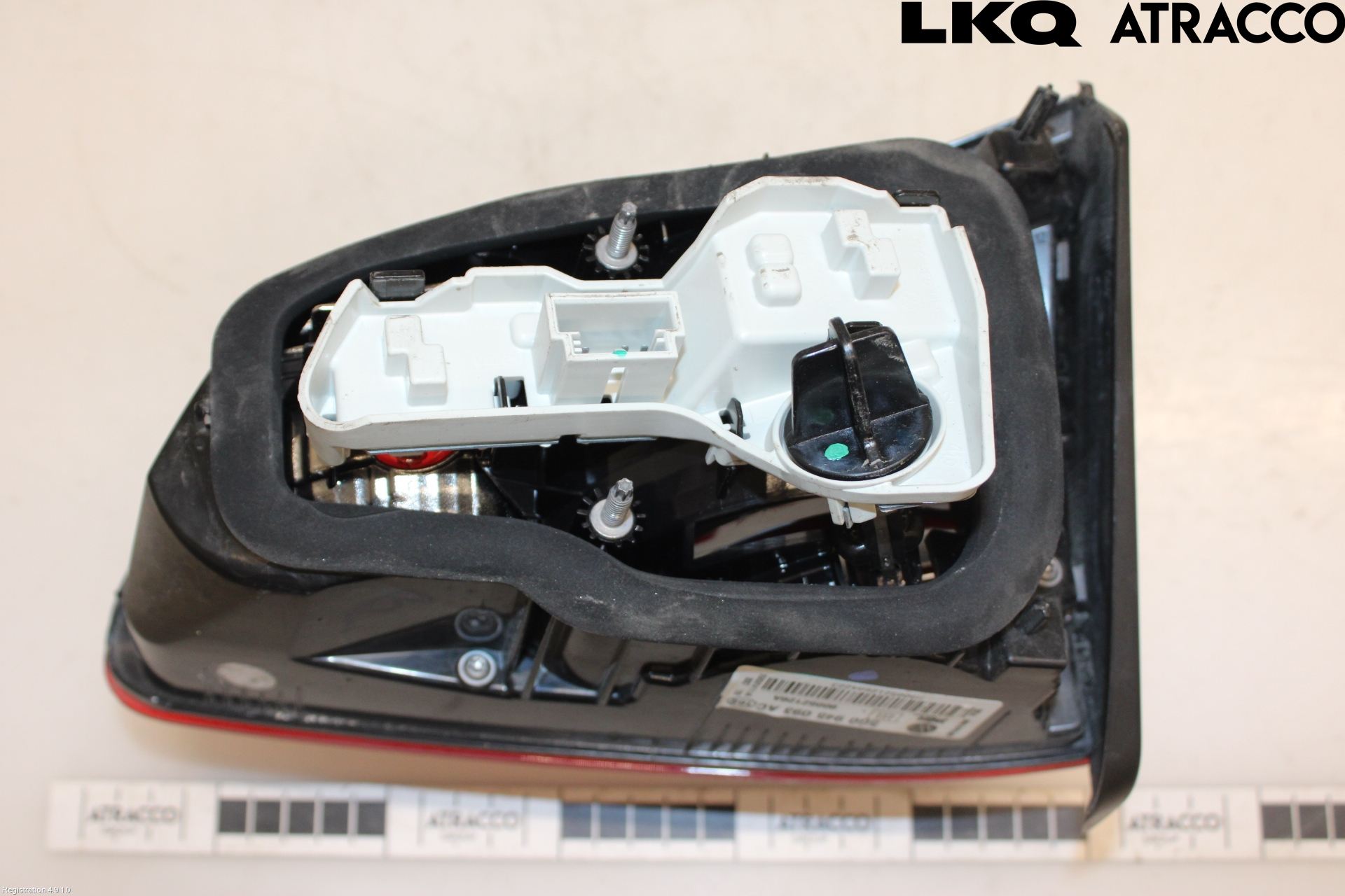 Volkswagen VW GOLF / E-GOLF VII 13-20 Baklykt Venstre  På Luke(Indre