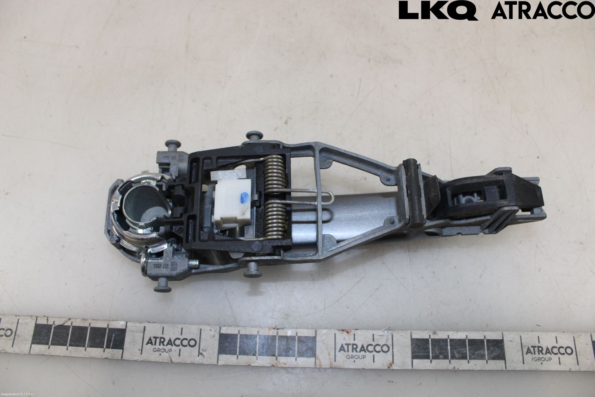 Volkswagen VW GOLF V 04-09 Dørhandtak Ytre Høyre