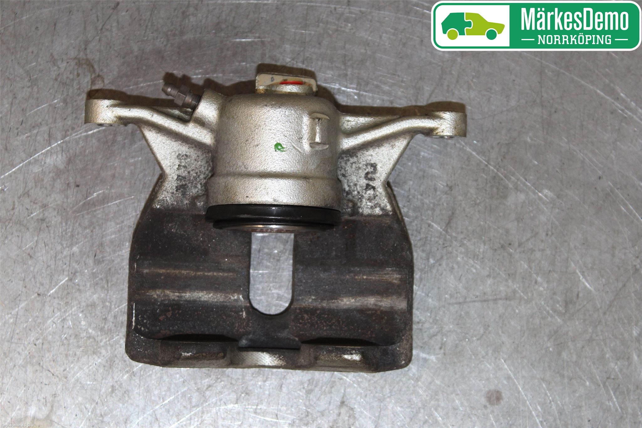Volkswagen VW PASSAT 15-19 Bremsecaliper Foran Venstre