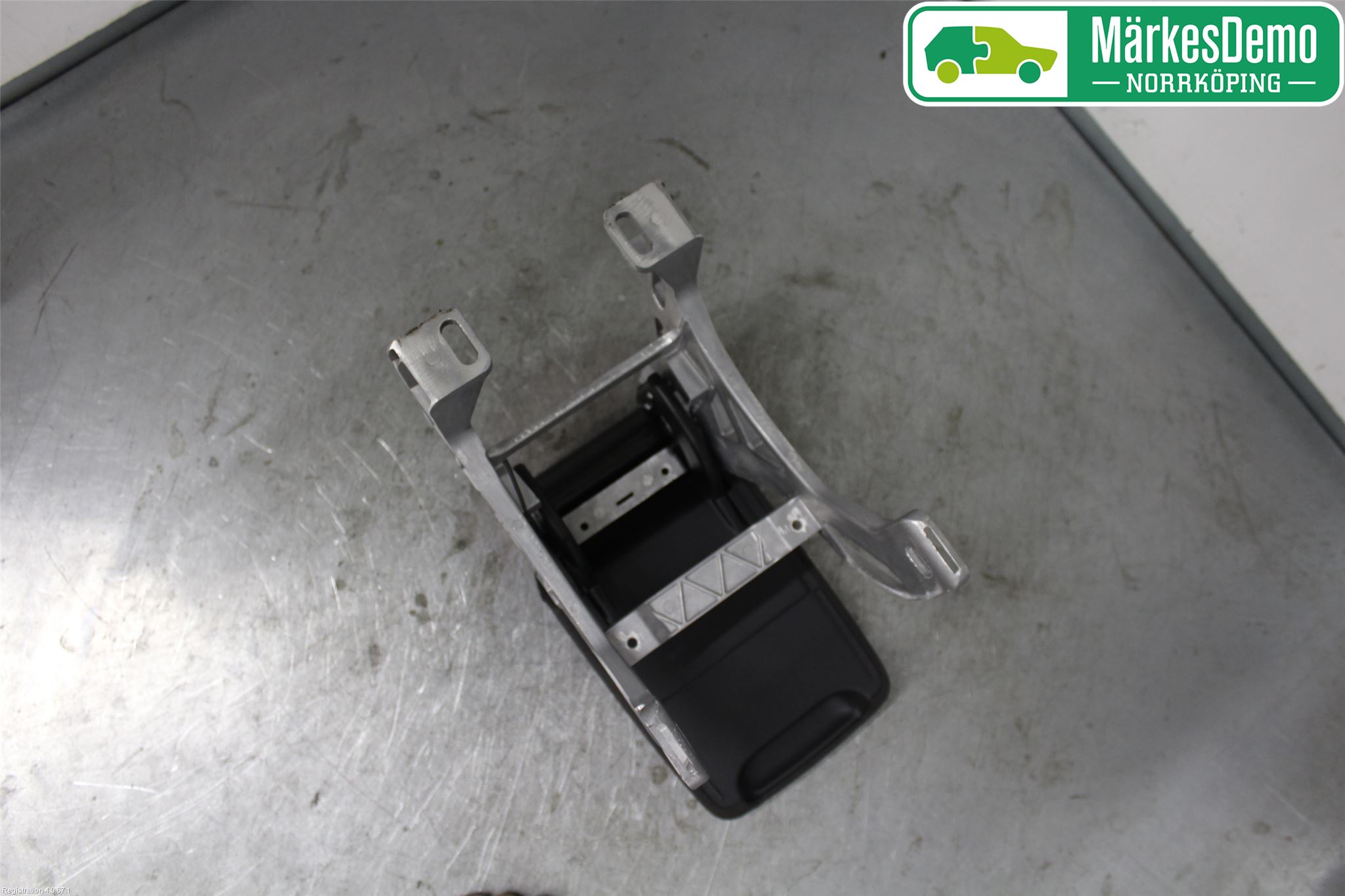 Audi A4/S4 B9 16-19 Innr Armlene