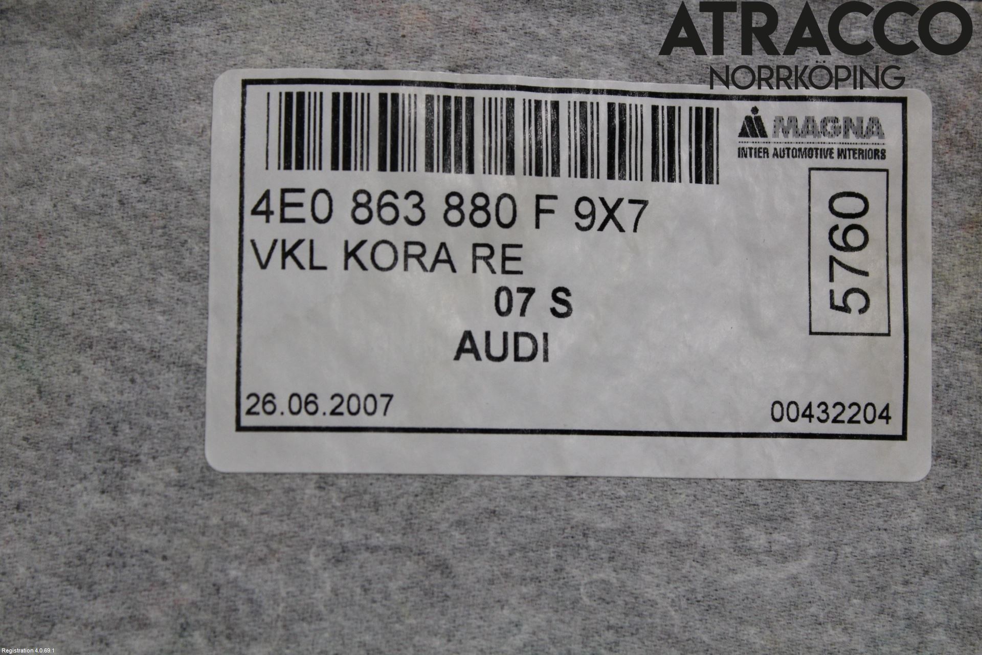 Audi A8/S8 4E  02-09 Innr Sidetrekk-Deksel