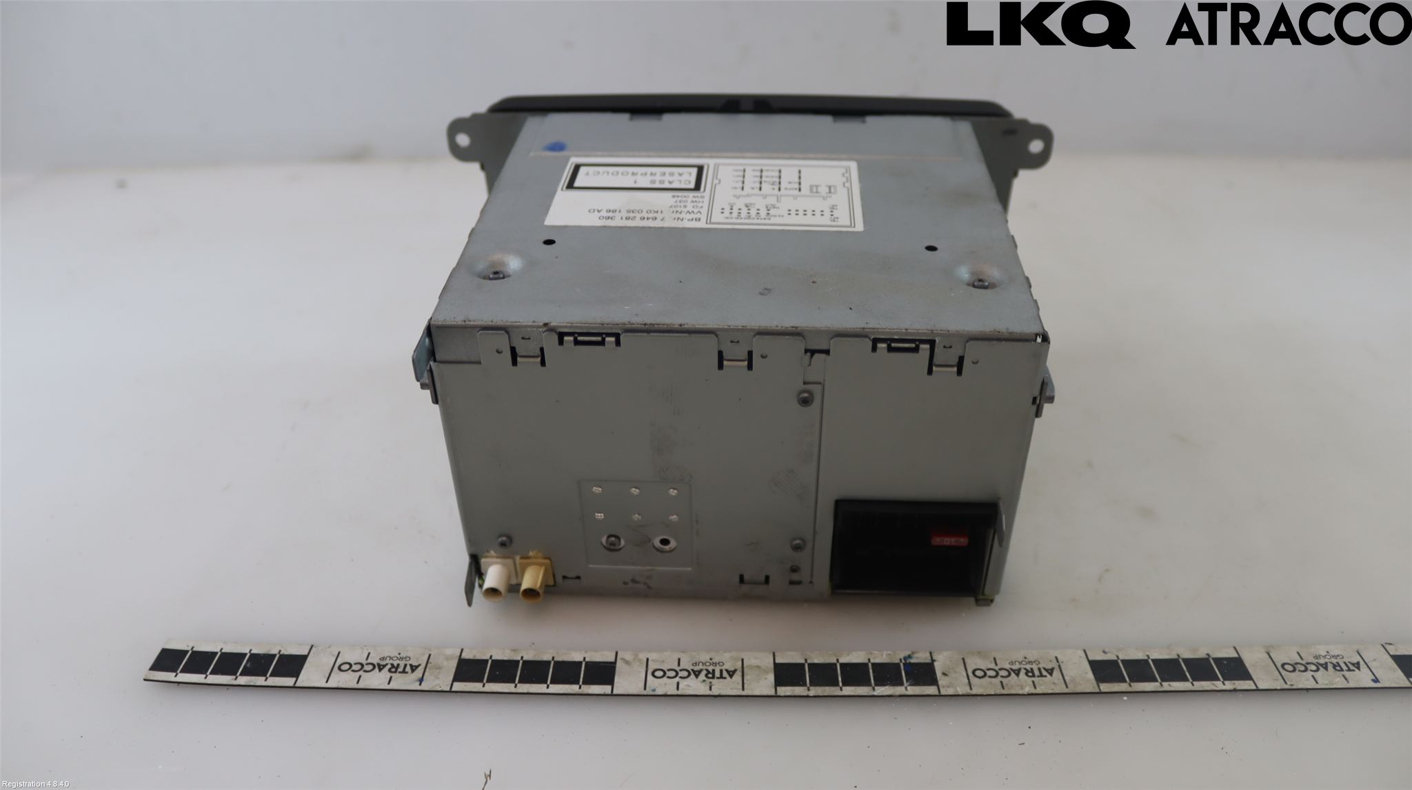 Volkswagen VW CADDY      04-10 Stereo Radio Med Cd