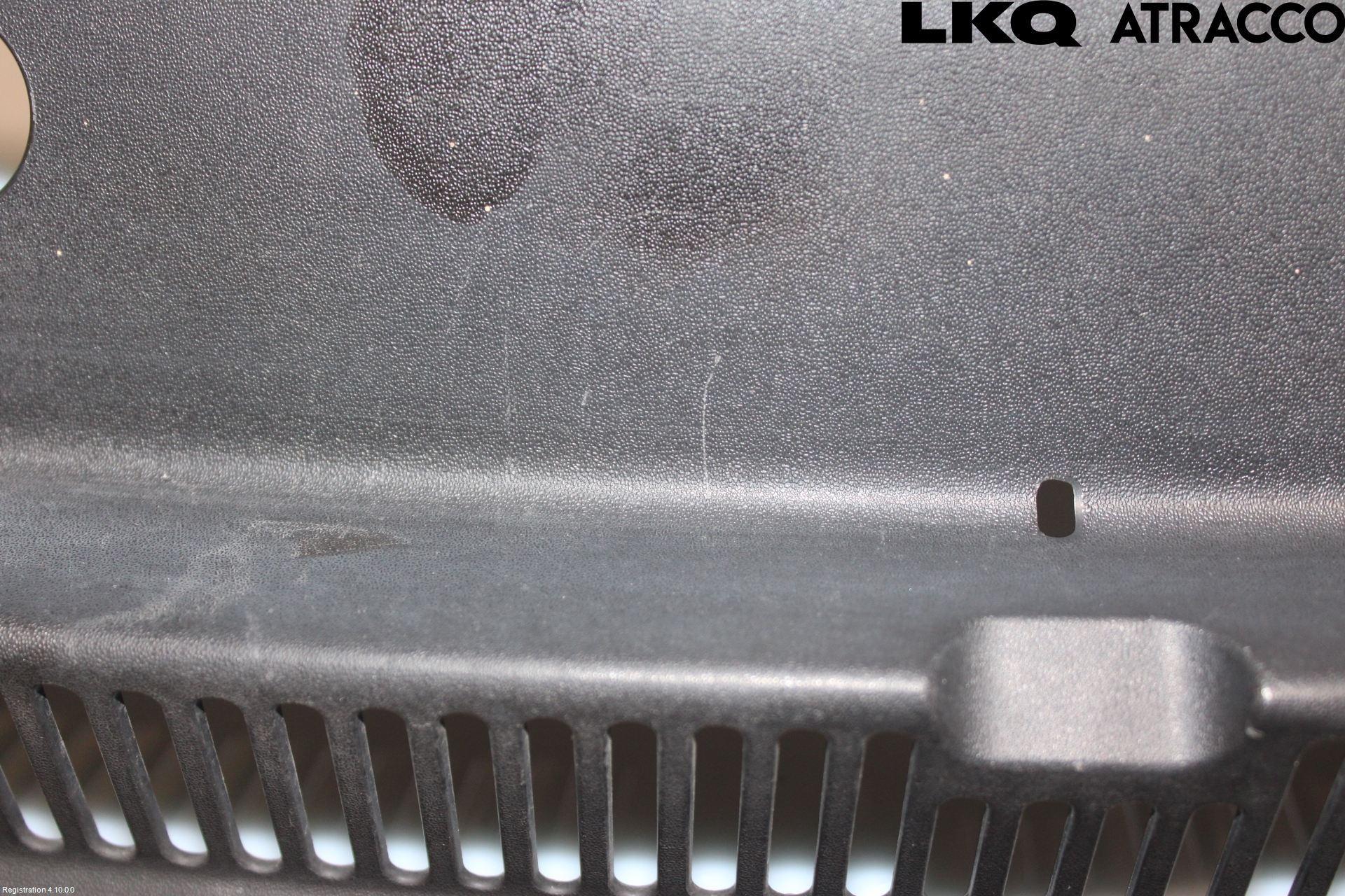 Volkswagen VW TRANSP/CARAVELLE (T5) 04-15 Visker Deksel-Grill-Under Frr