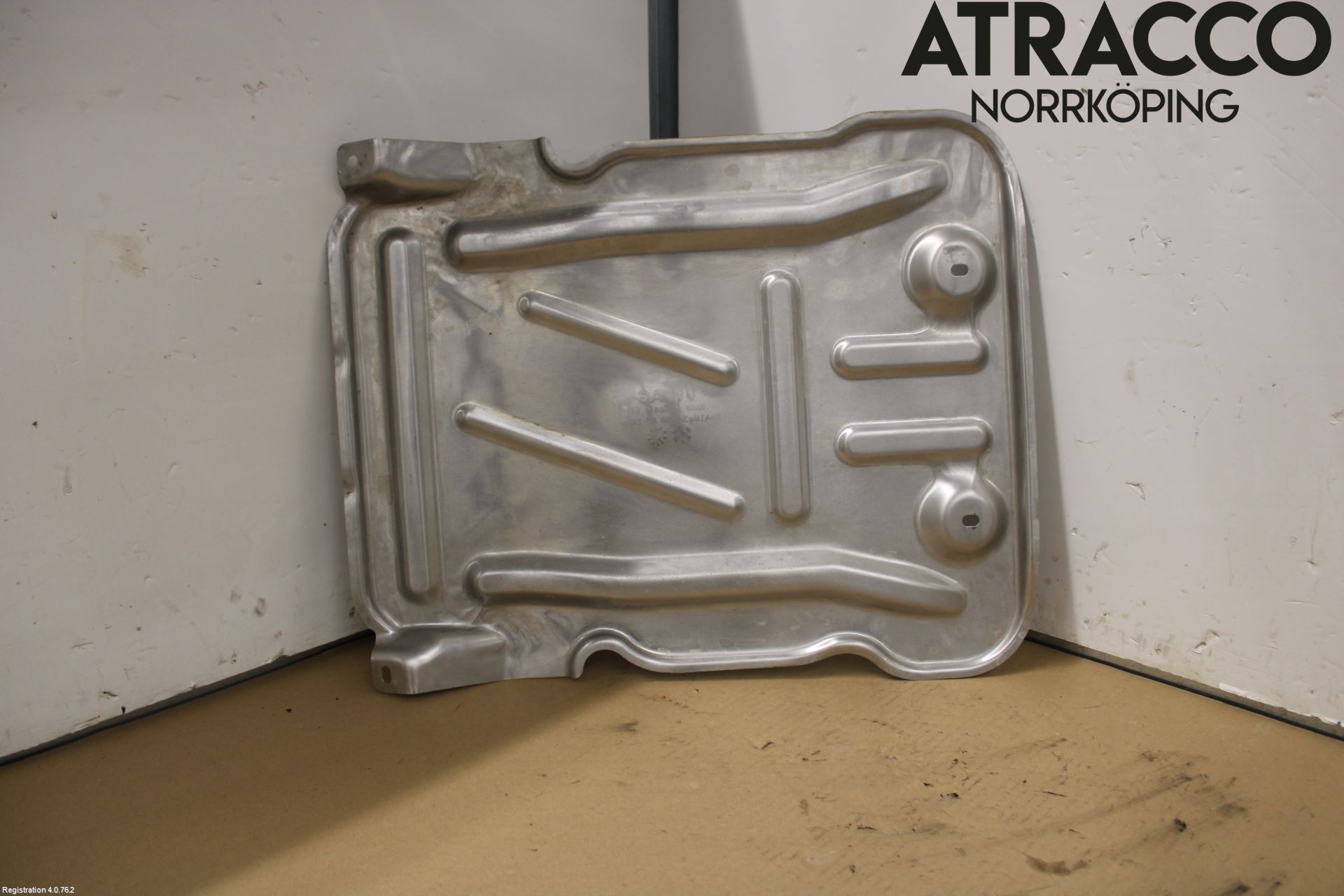 Volkswagen VW GOLF / E-GOLF VIII 20- Bunnplate U Motor-Gear-Dørk
