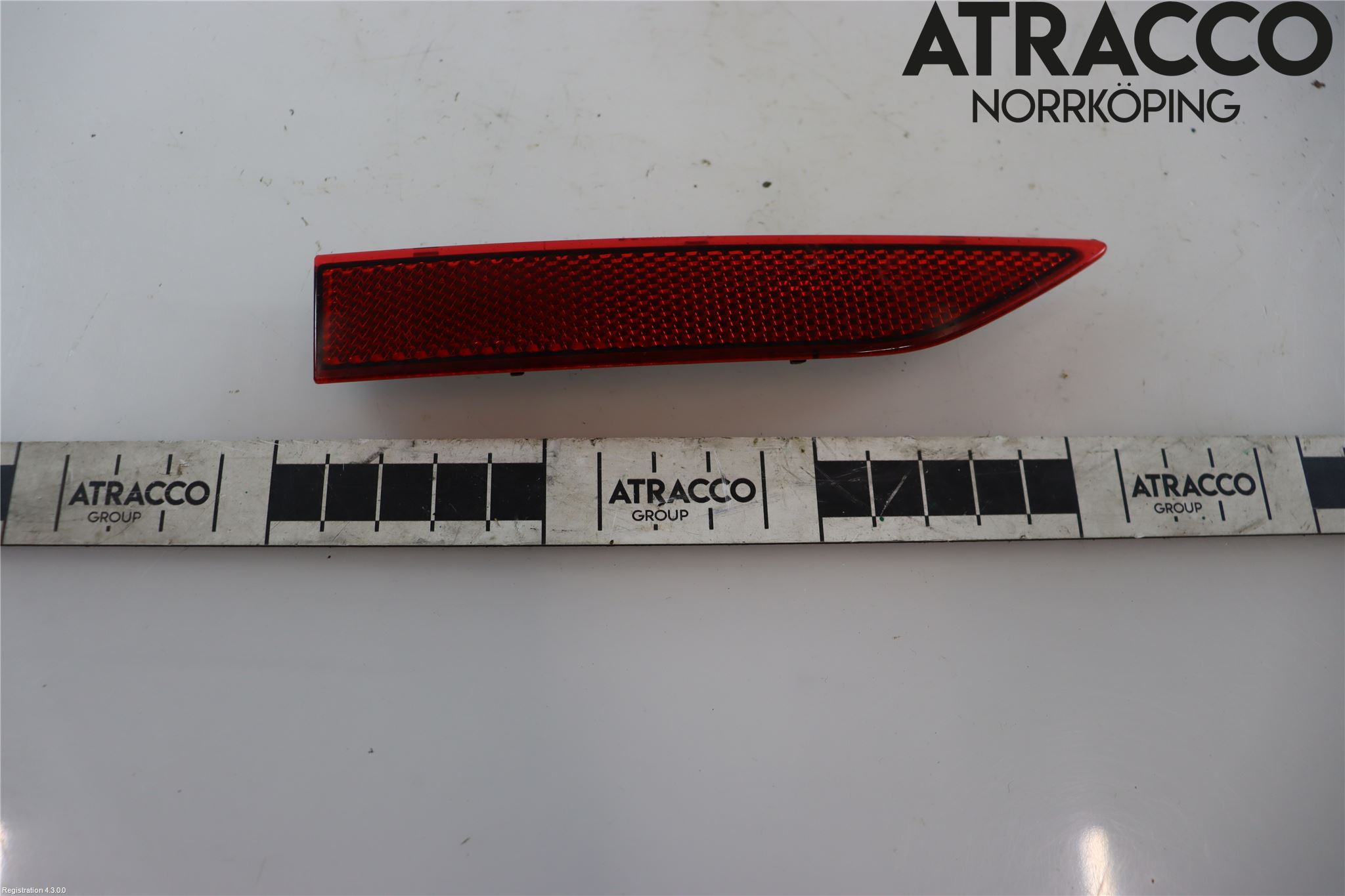 Audi A4/S4 B9 20- Refleks Bak