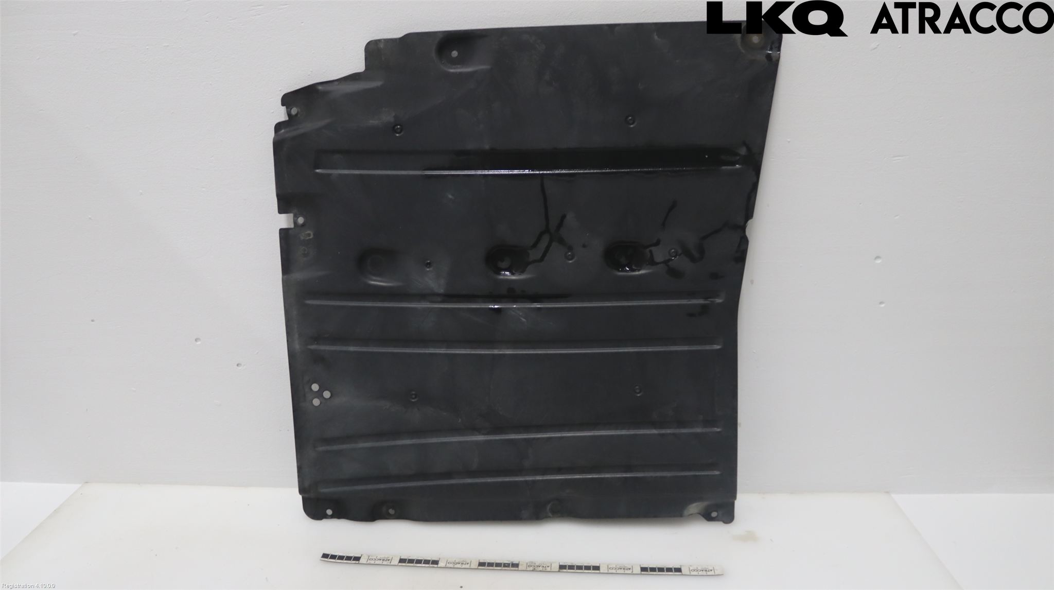 BMW 5 G30/G31/F90 17-23 Bunnplate U Motor-Gear-Dørk