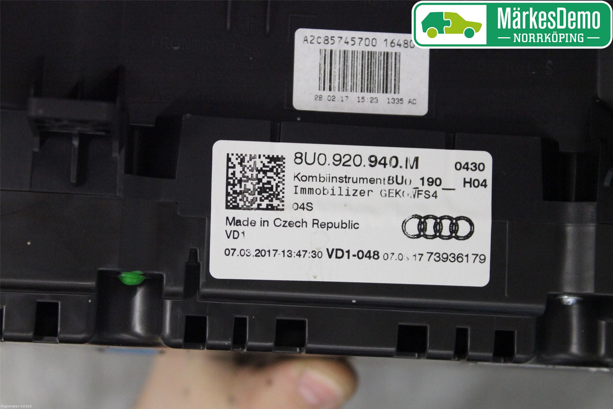 Audi Q3 8U 12-18 Instr Kombinert