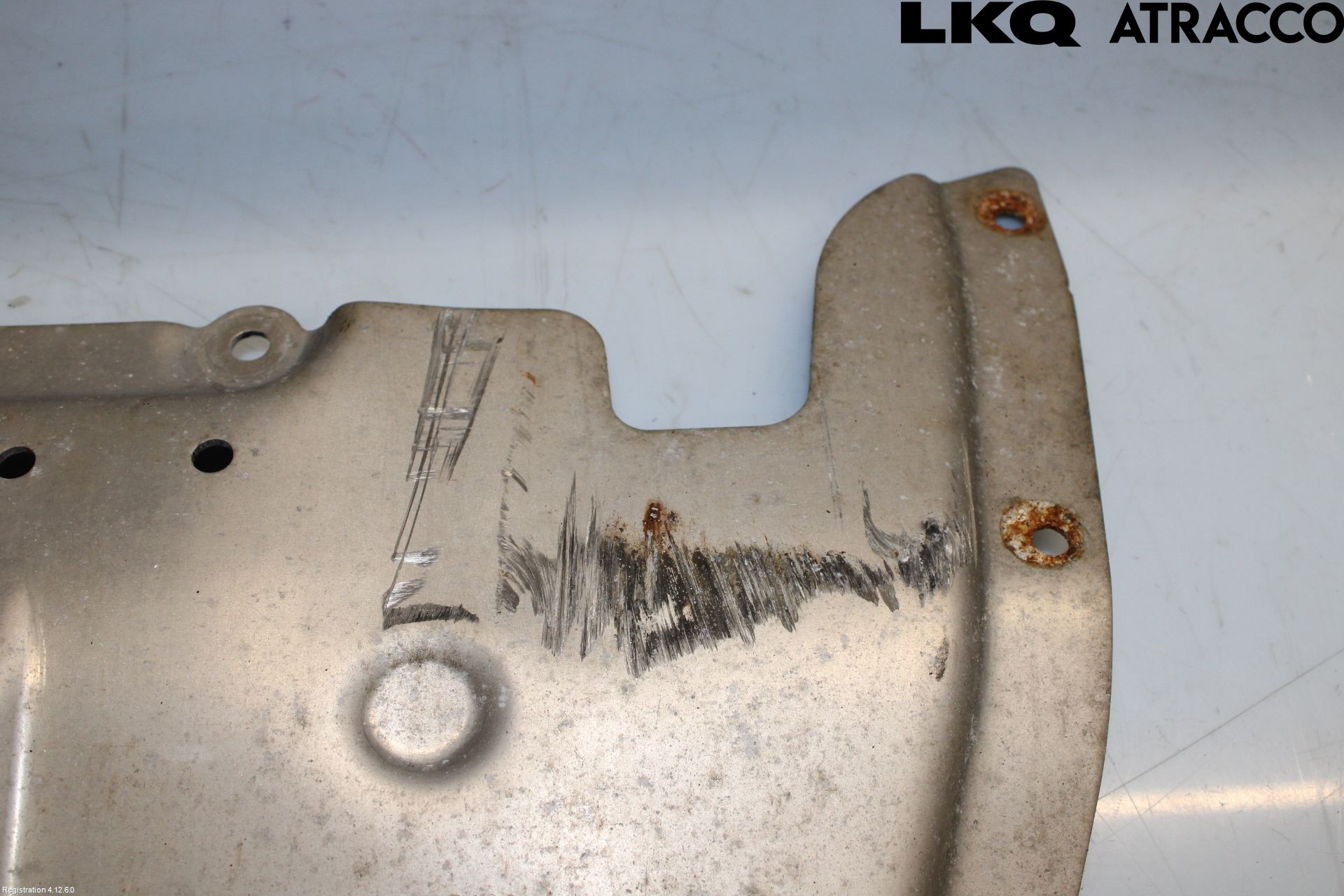 BMW 5 G30/G31/F90 17-23 Bunnplate U Motor-Gear-Dørk