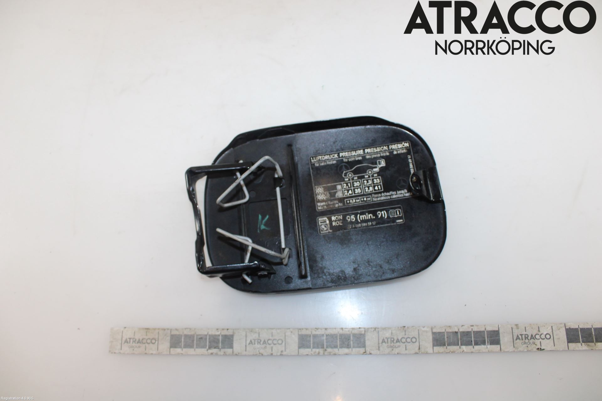 Mercedes-Benz MB C (203) 00-07 Drivstoff Tankluke