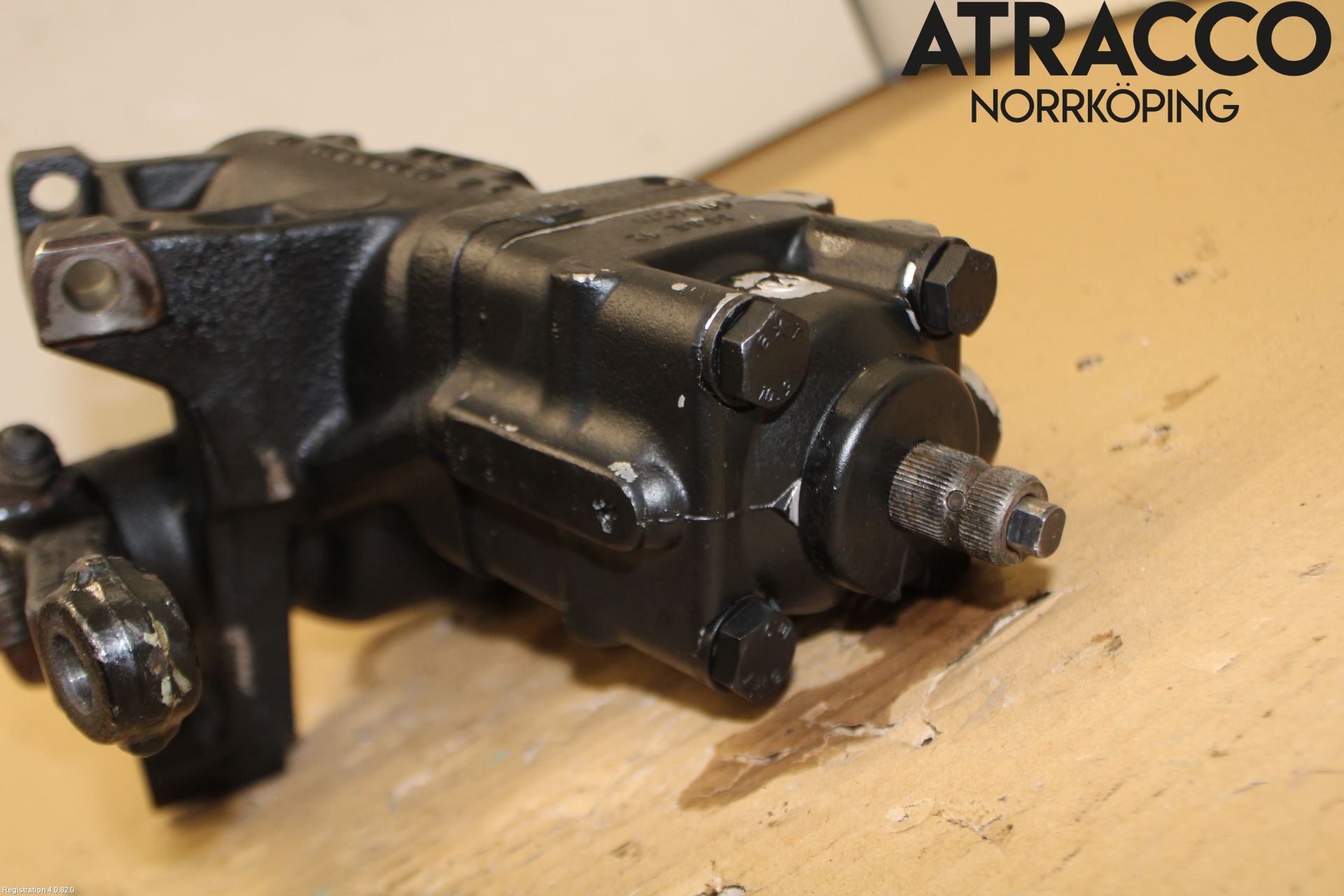 BMW 5 E34      88-96 Servo Snekke - Tannstang