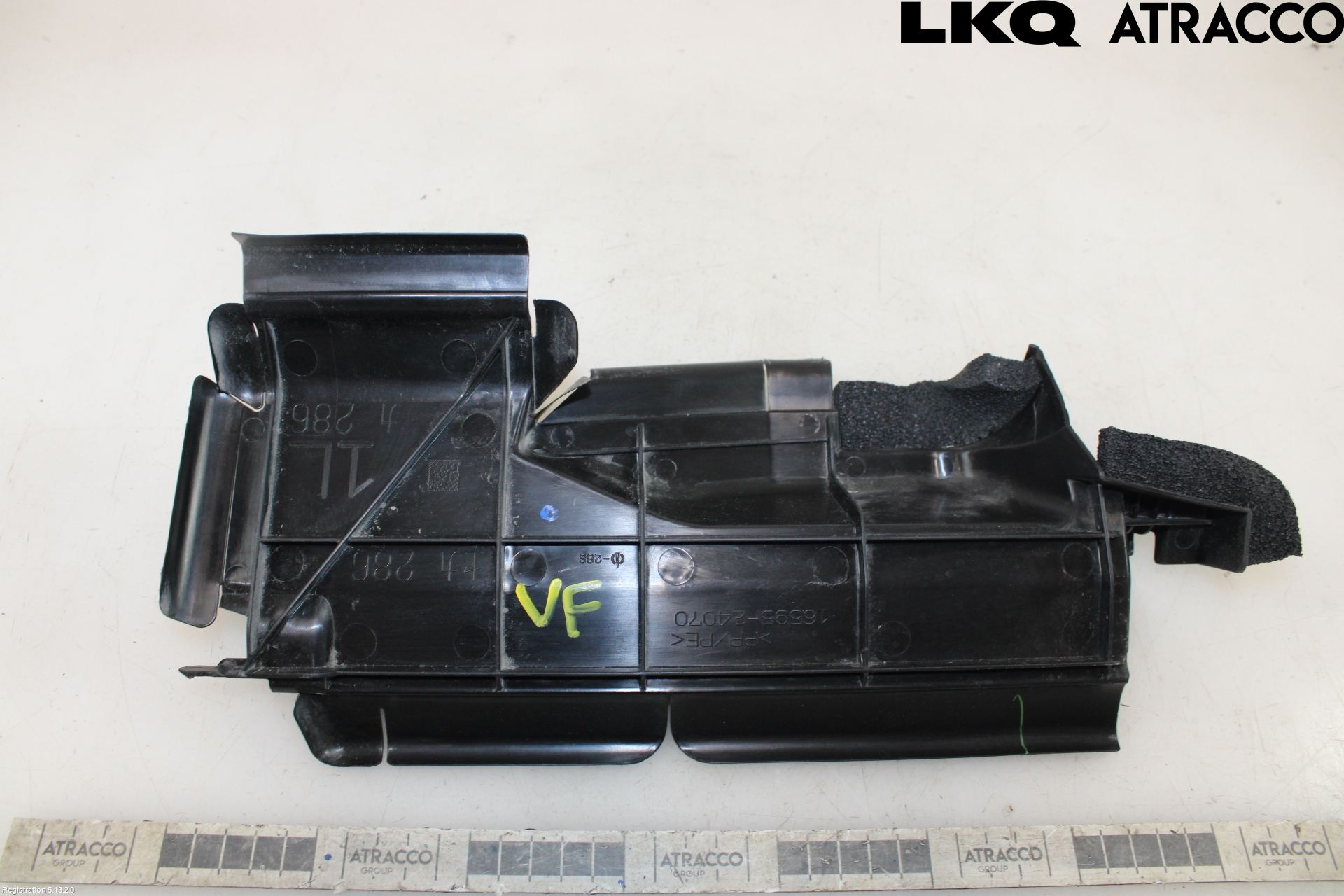 Lexus UX/300e 19- Luftstyring Front