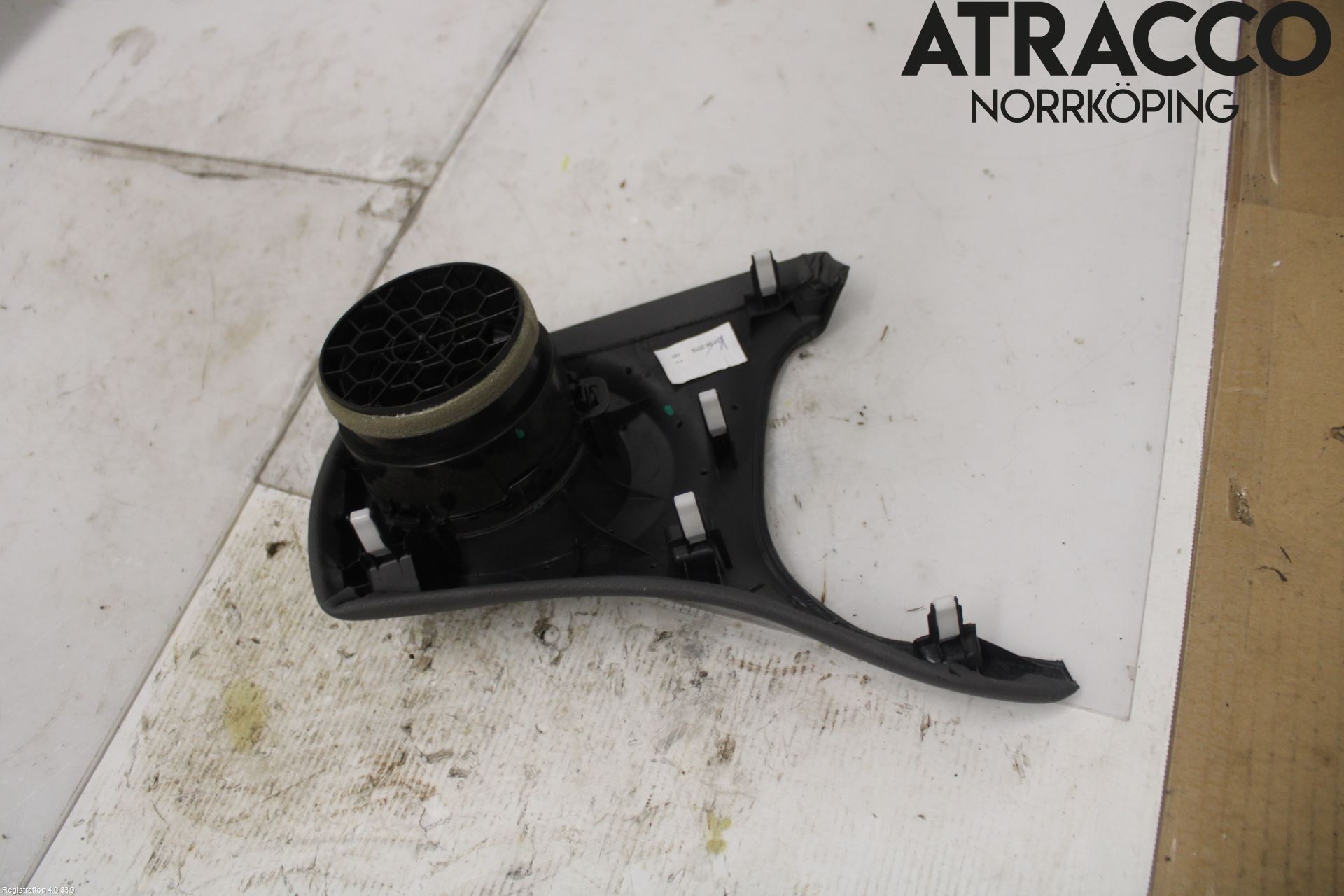 Toyota YARIS XP130 15-20 Dashbord Kanal - Dyse