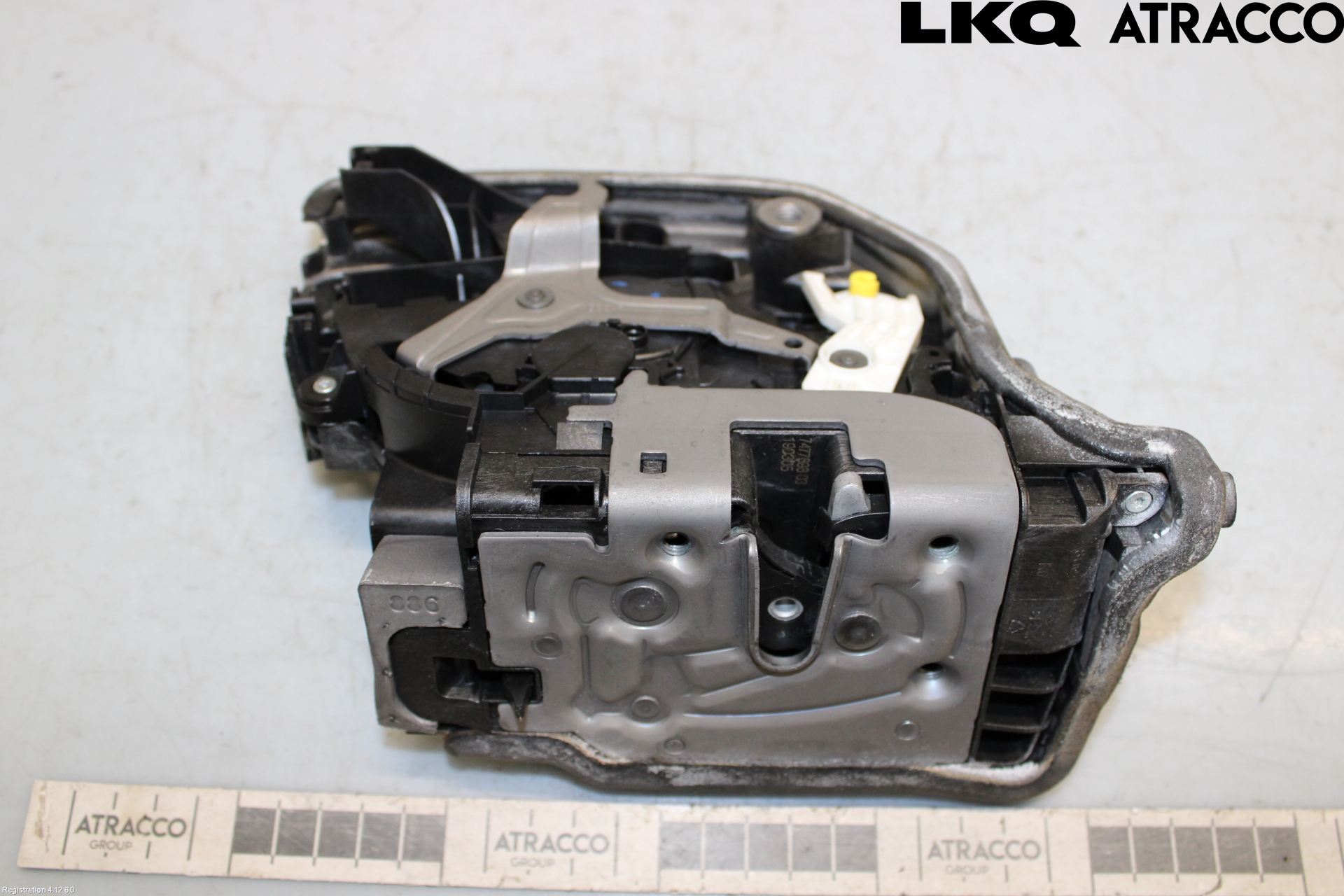 BMW 5 G30/G31/F90 17-23 Dørlås - Låsekasse