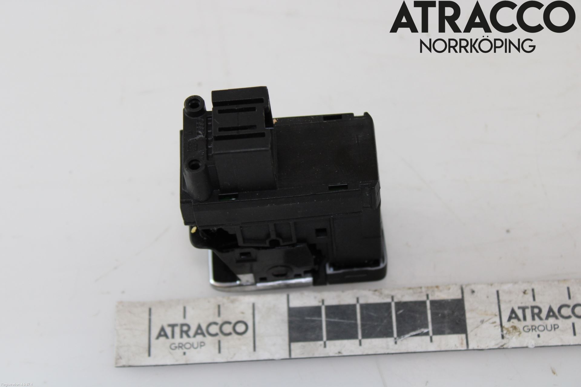 Audi A6 ALLROAD 12-18 Bryter Parkeringsbrems