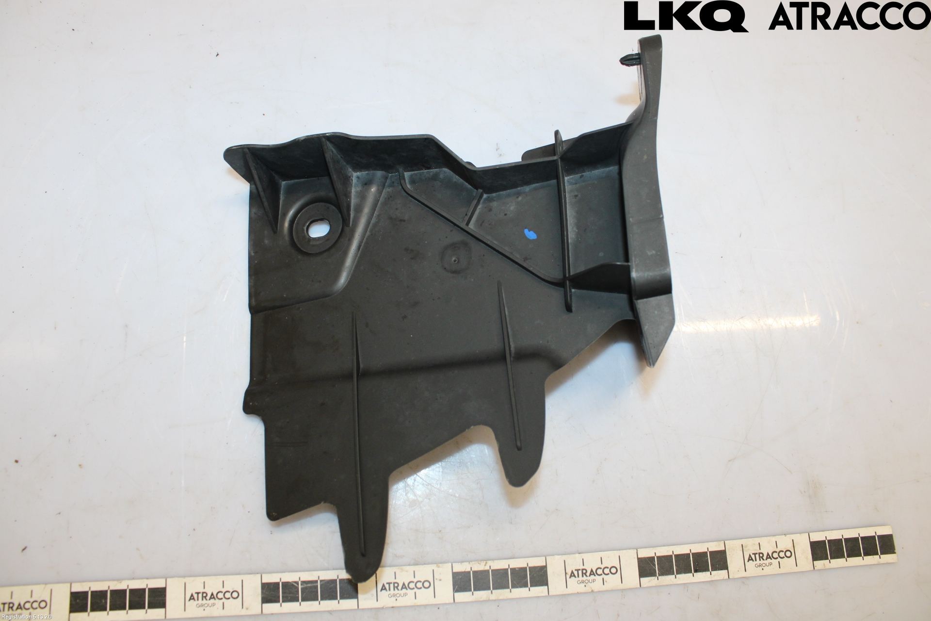 Volkswagen VW AMAROK 2H 10-22 Luftstyring Front
