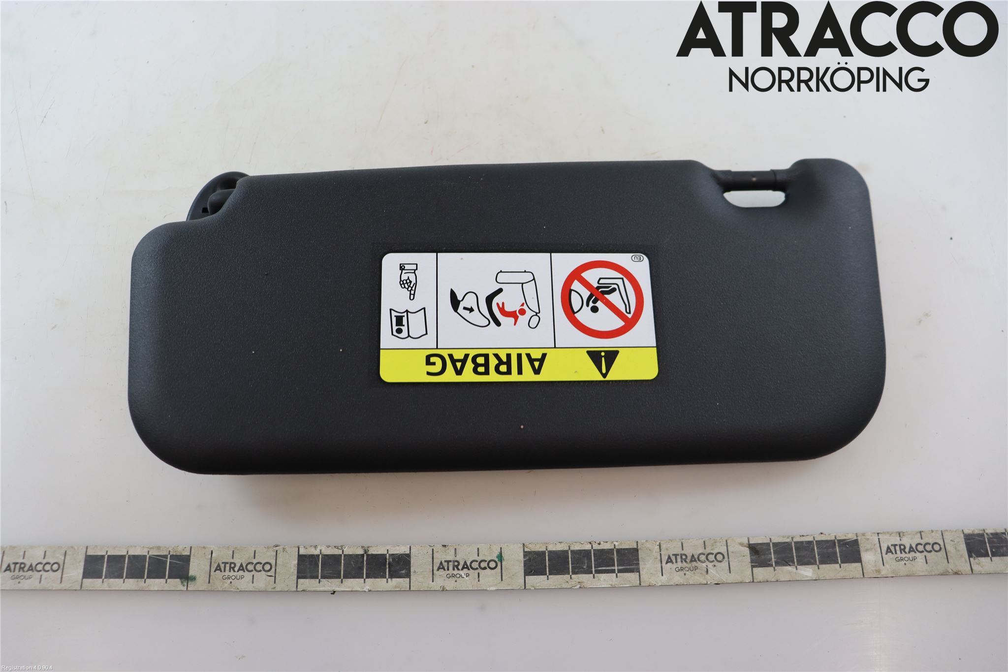 Toyota YARIS XP21 20- Innr Solskjerm