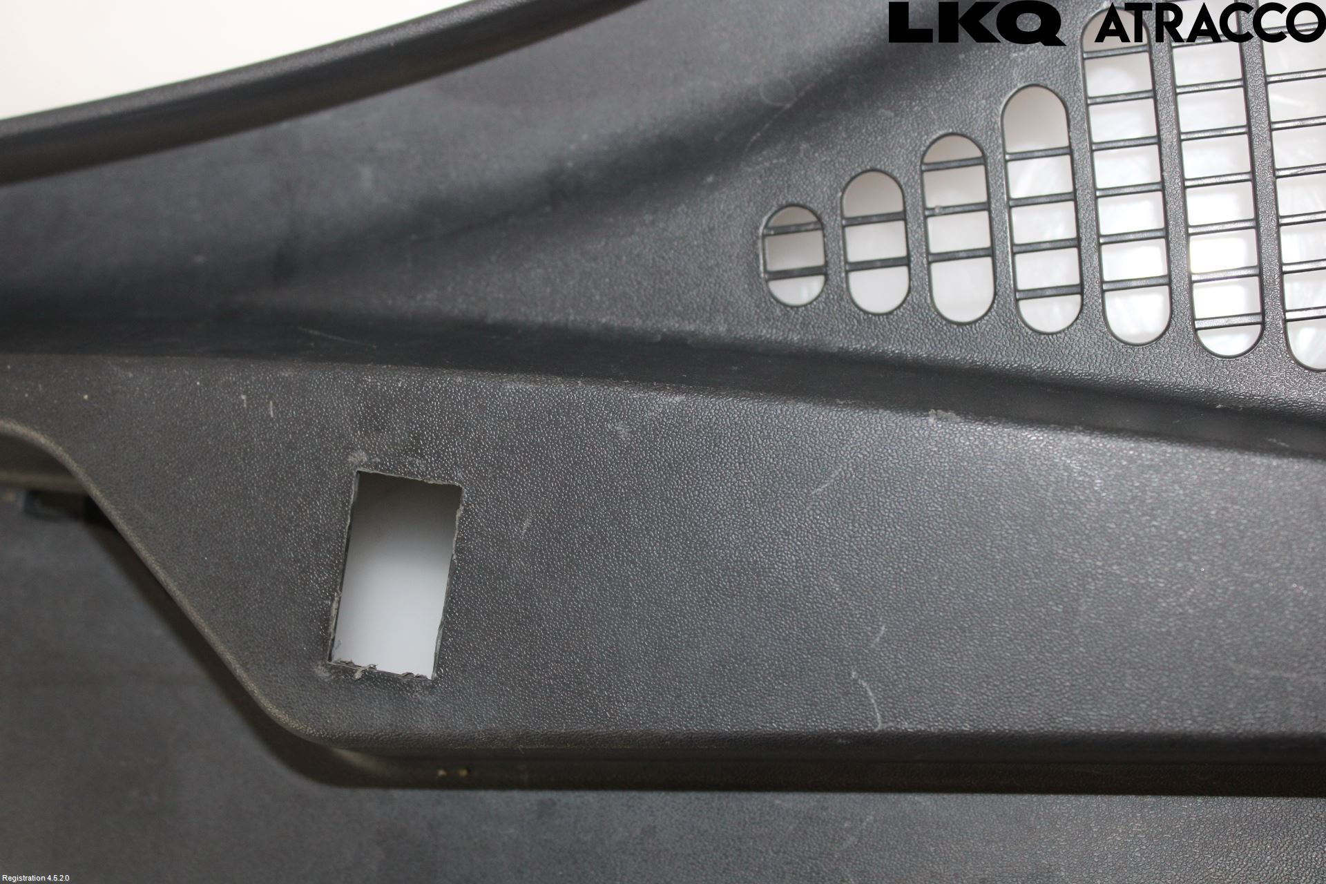 Skoda OCTAVIA (5E) 13-20 Visker Deksel-Grill-Under Frr