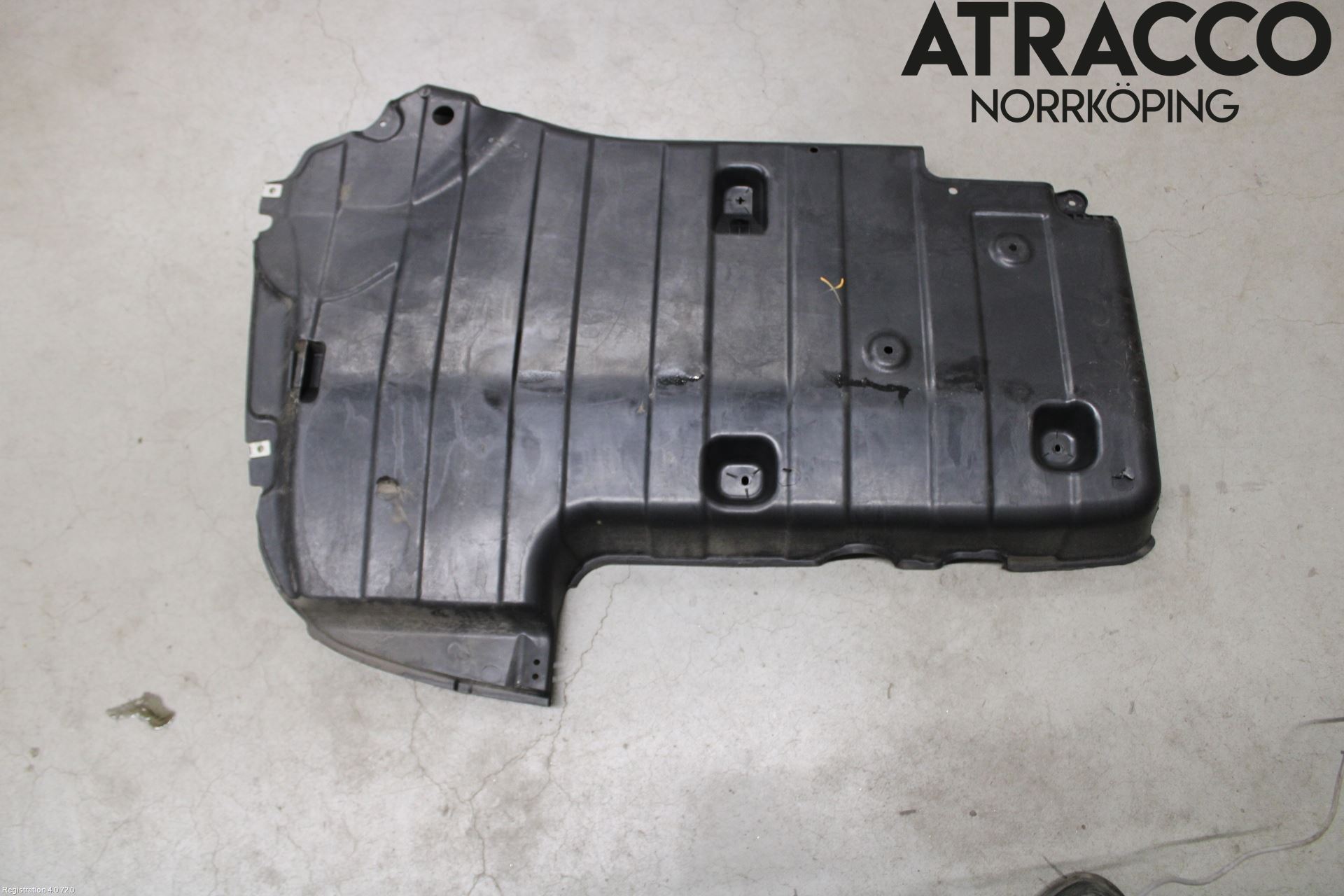 Mercedes-Benz MB C-KLASS (W205) 14-21 Bunnplate U Motor-Gear-Dørk