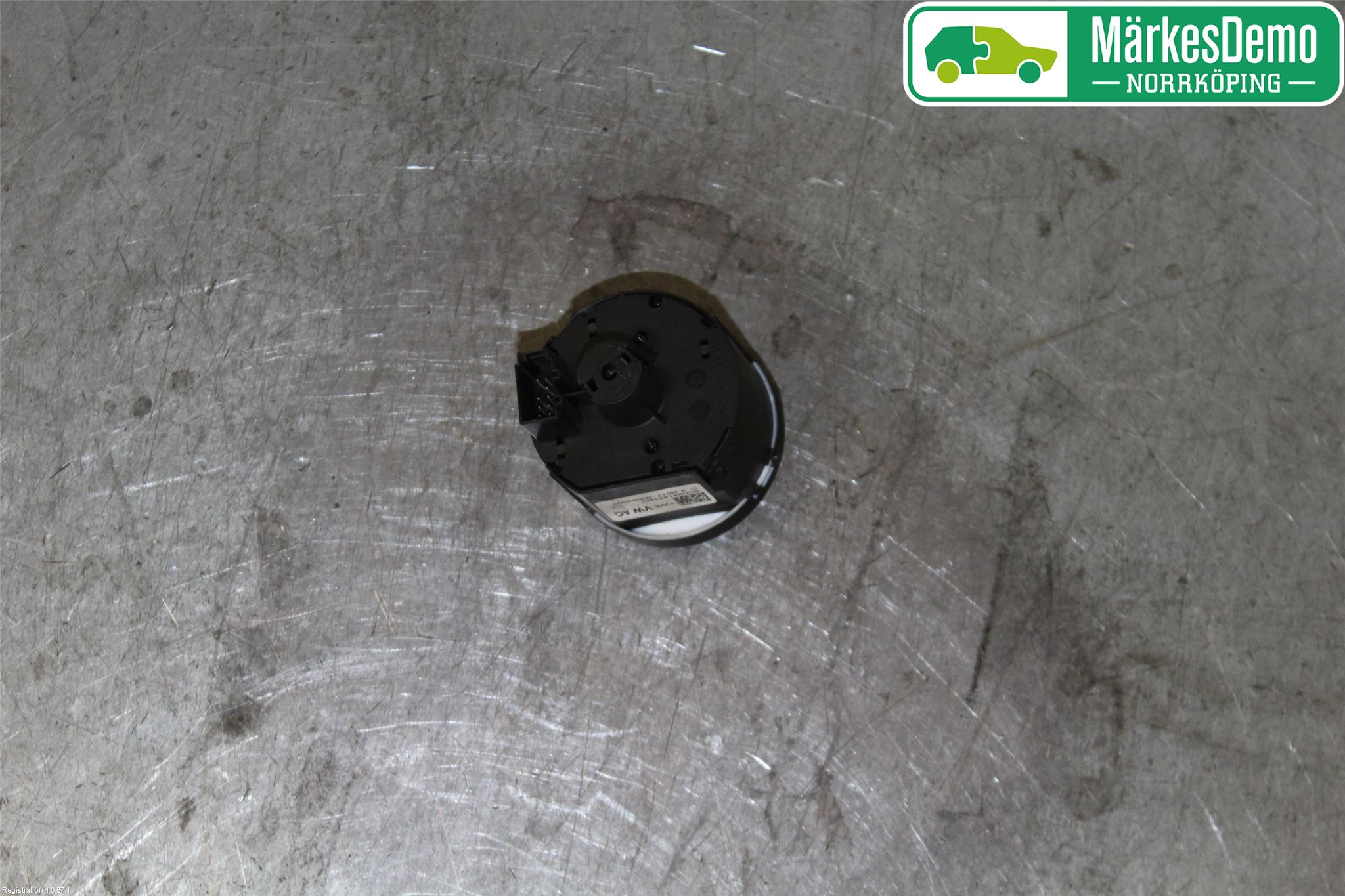Volkswagen VW TIGUAN 16-24 Bryter Hovedlys