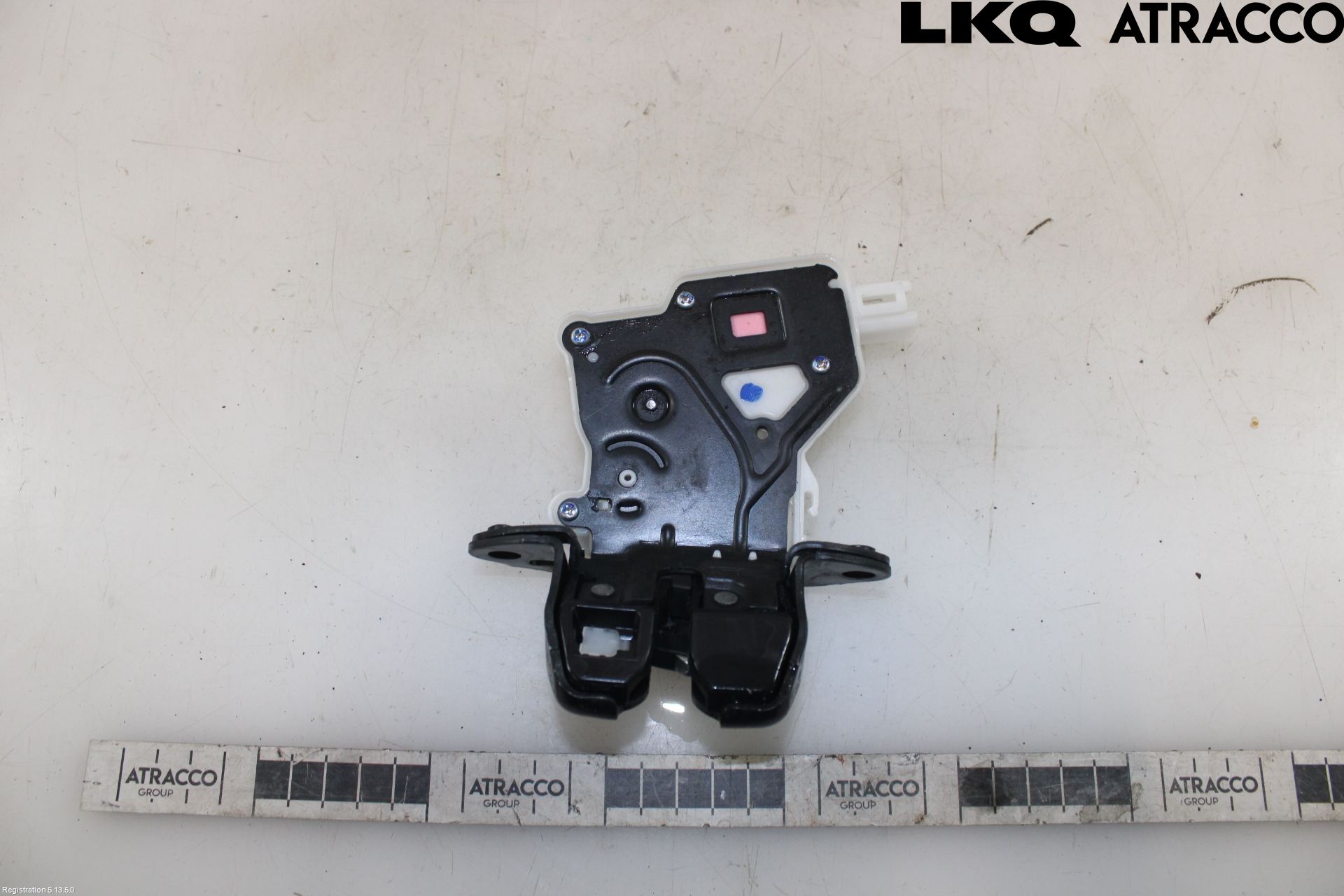 Nissan QASHQAI 14-17 Bakluke-Lokk Låsekasse