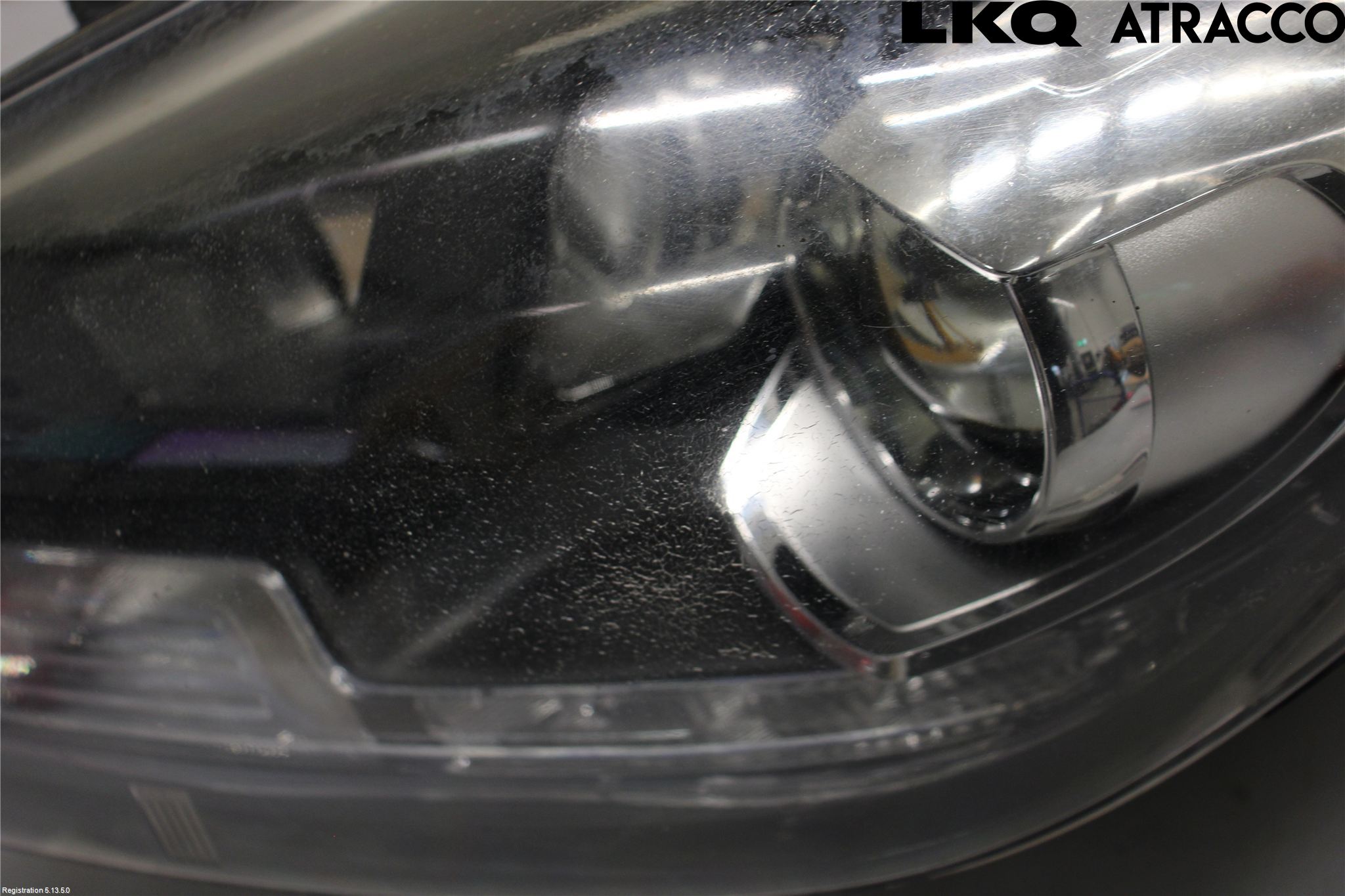 Kia CARENS III 13-19 Frontlykt Venstre