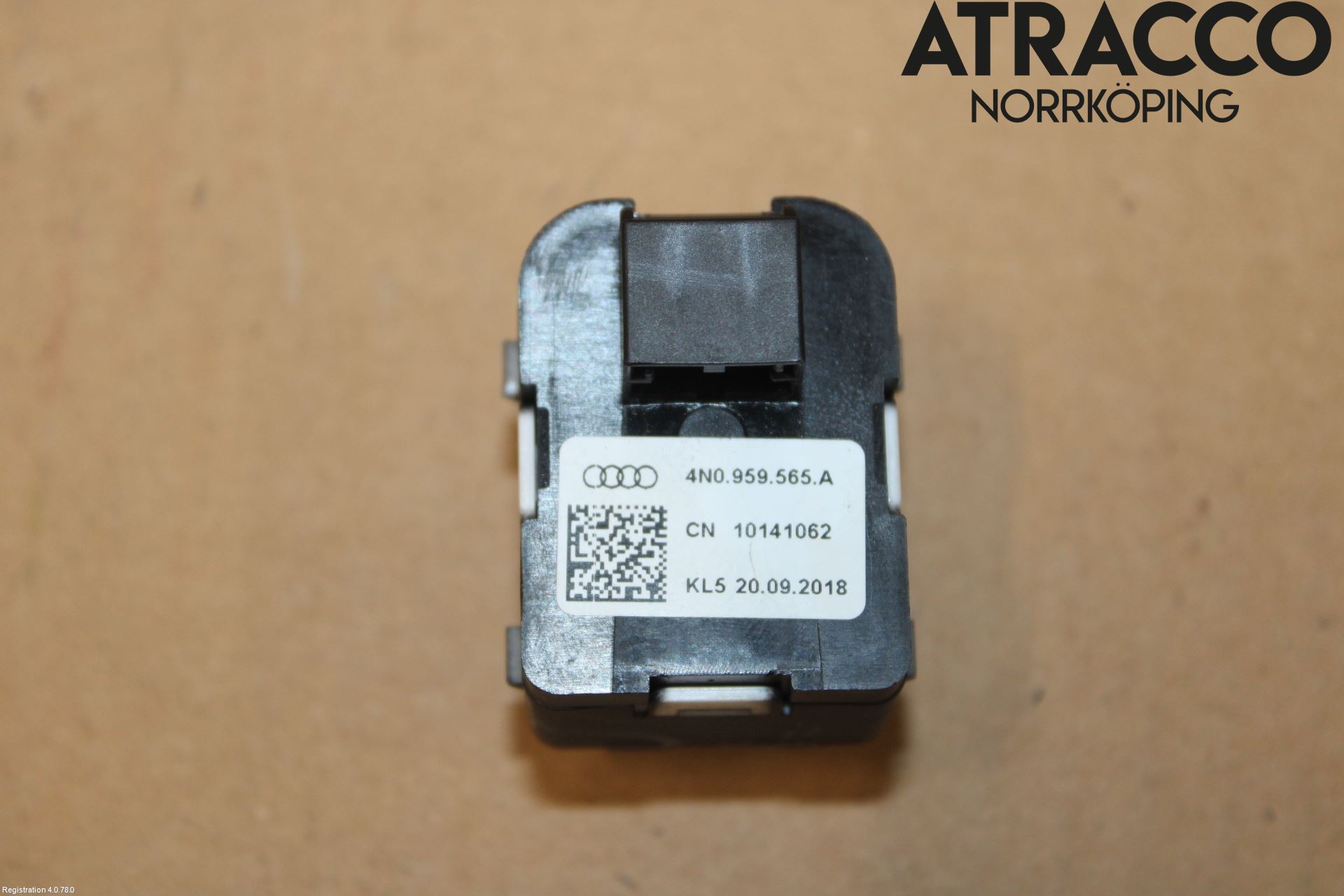 Audi A6 F2/C8 19- Bryter Speil