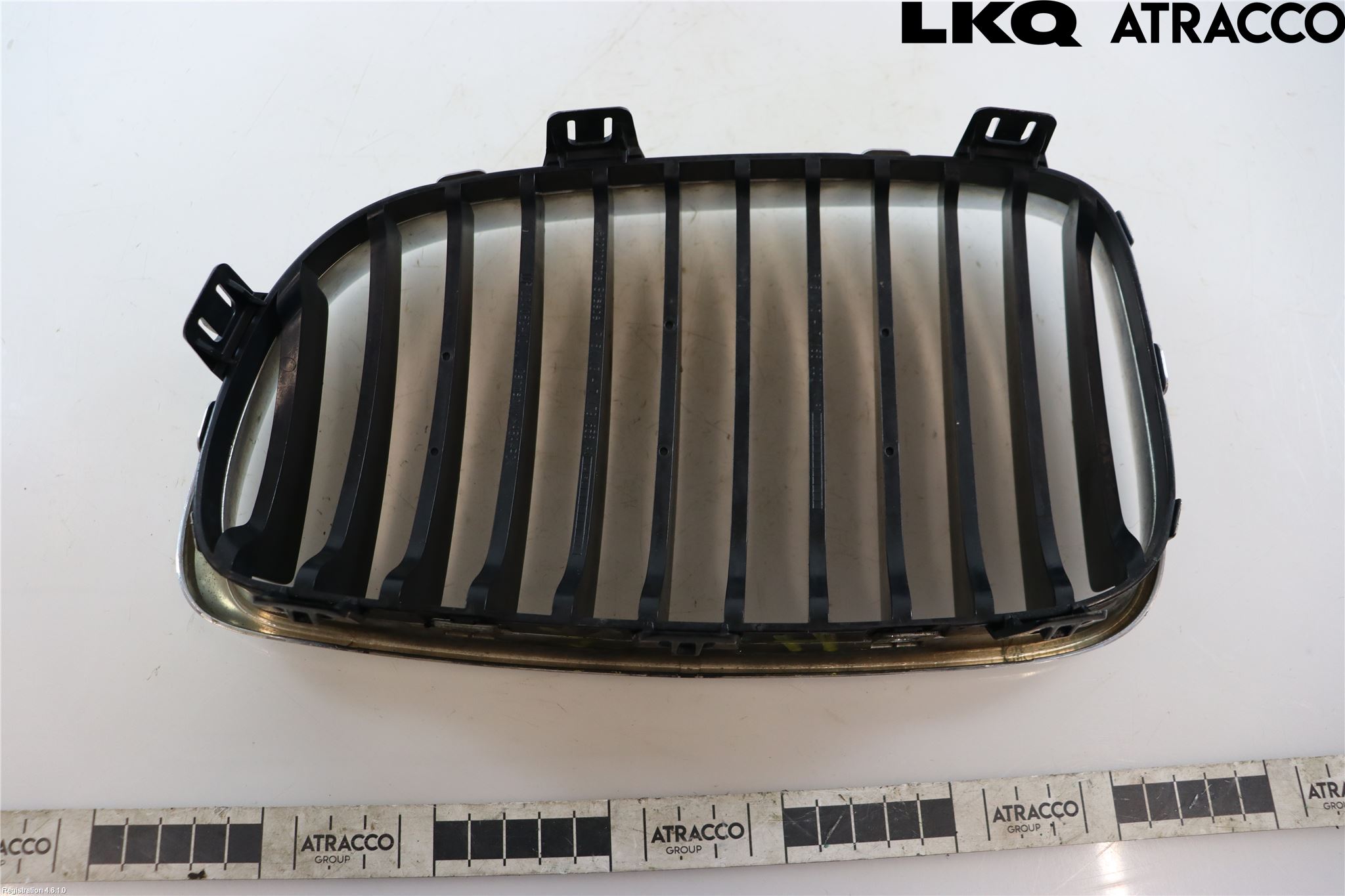 BMW 1 E87/81 5D/3D 03-11 Grilldel Høyre