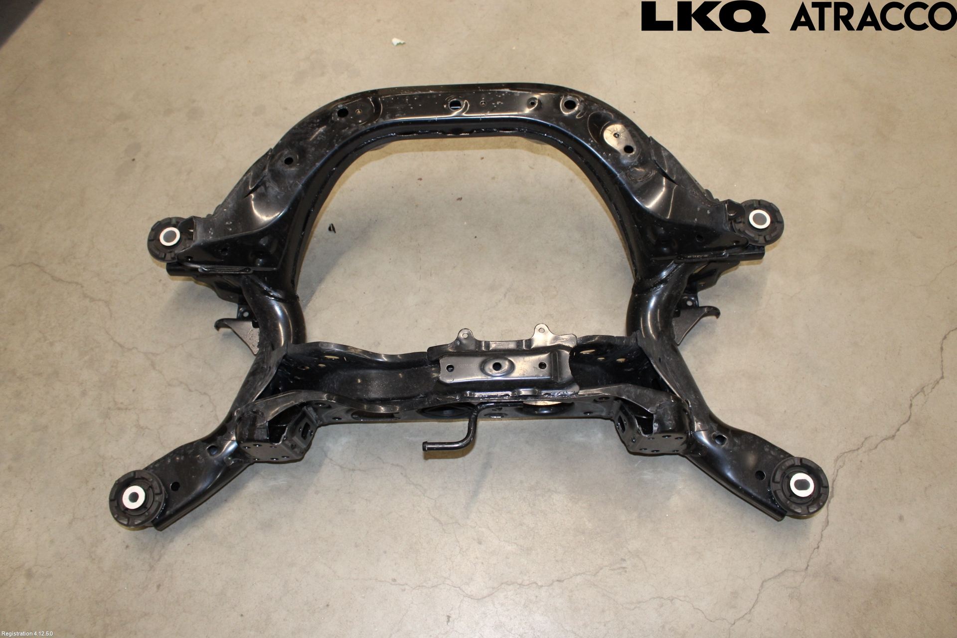 Toyota RAV4 19- Bakaksel Feste Travers-Ramme