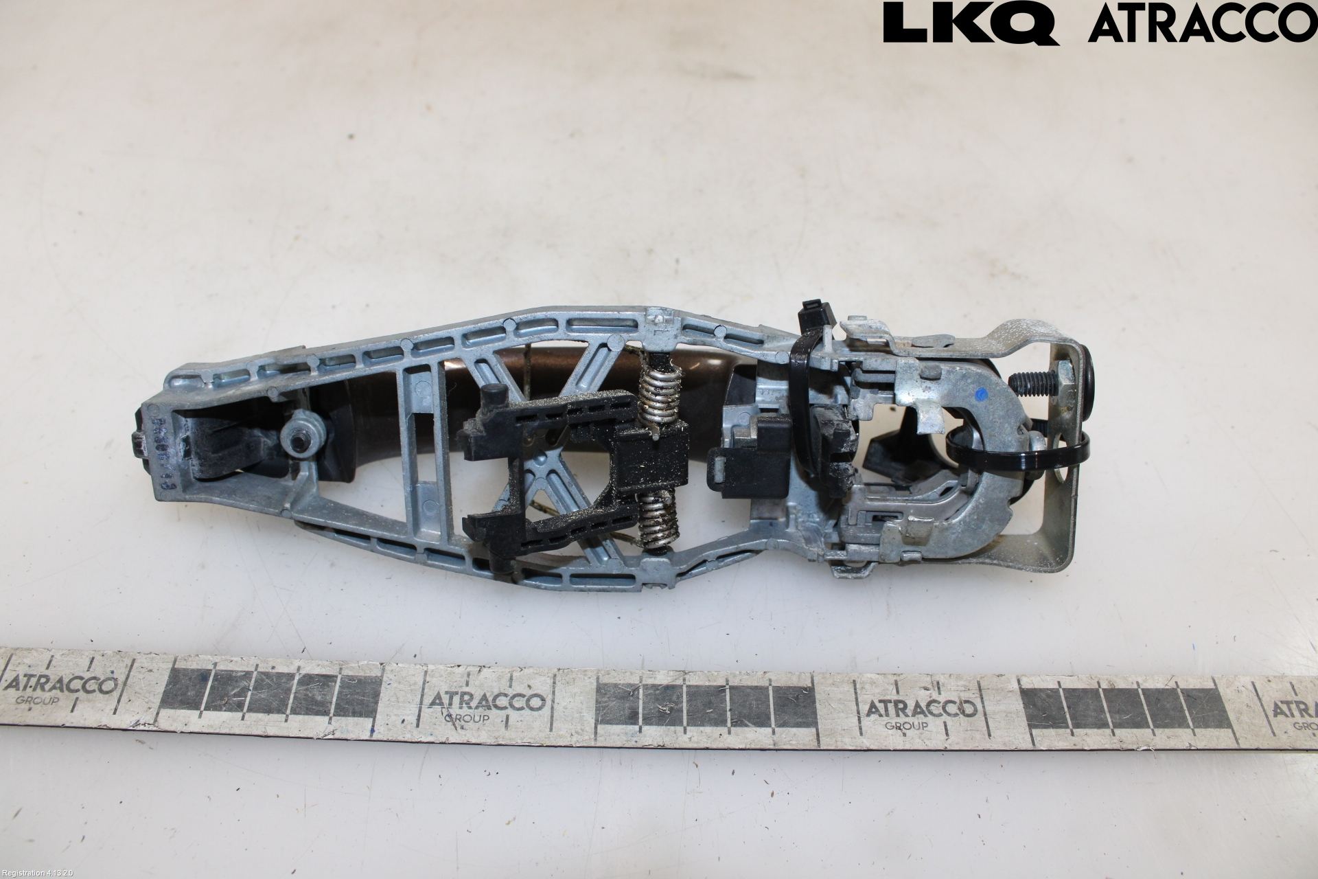 Volkswagen VW TOURAN 10-15 Dørhandtak Ytre Venstre