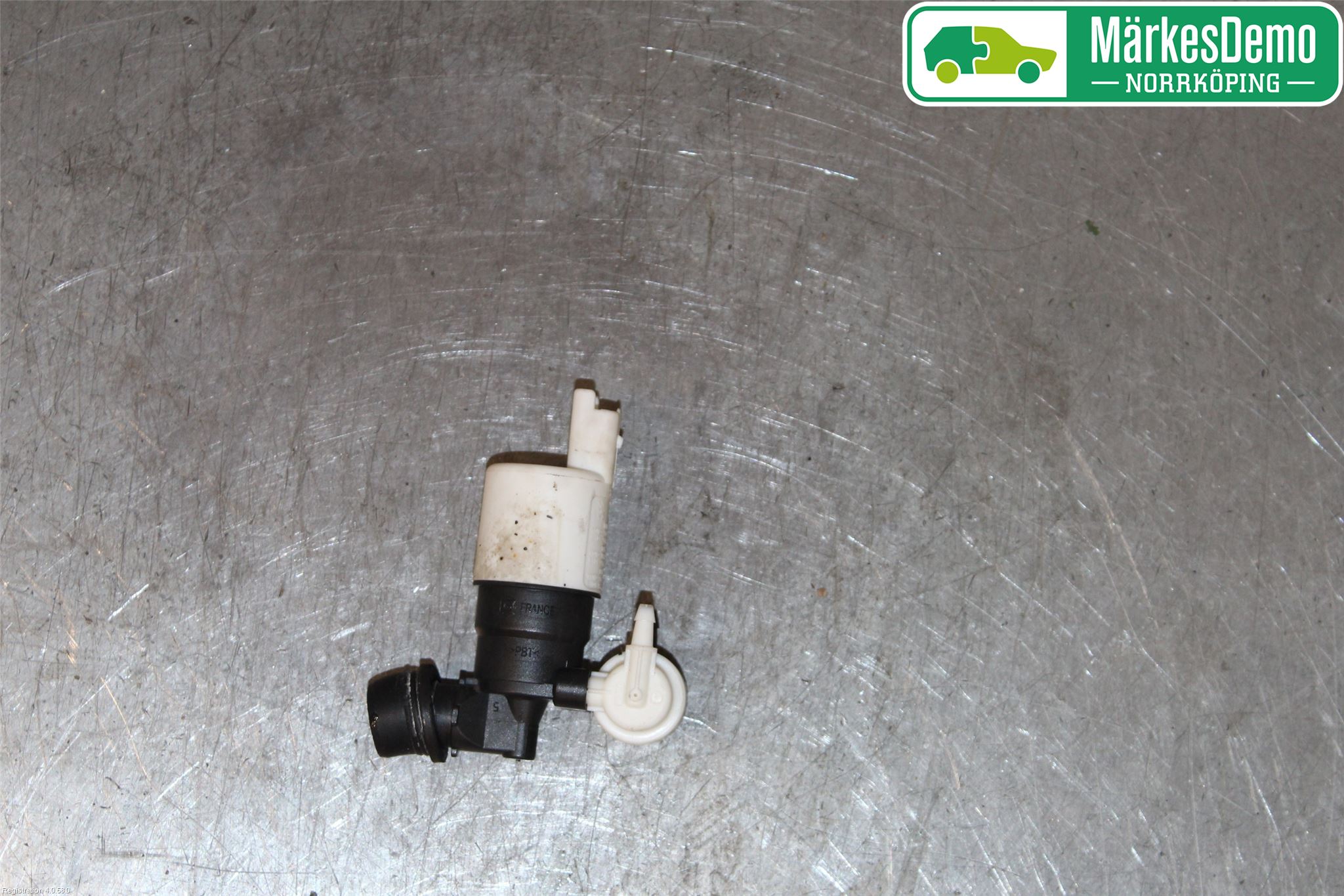 Citroen C4 II 11-18 Spylerpumpe Frontrute