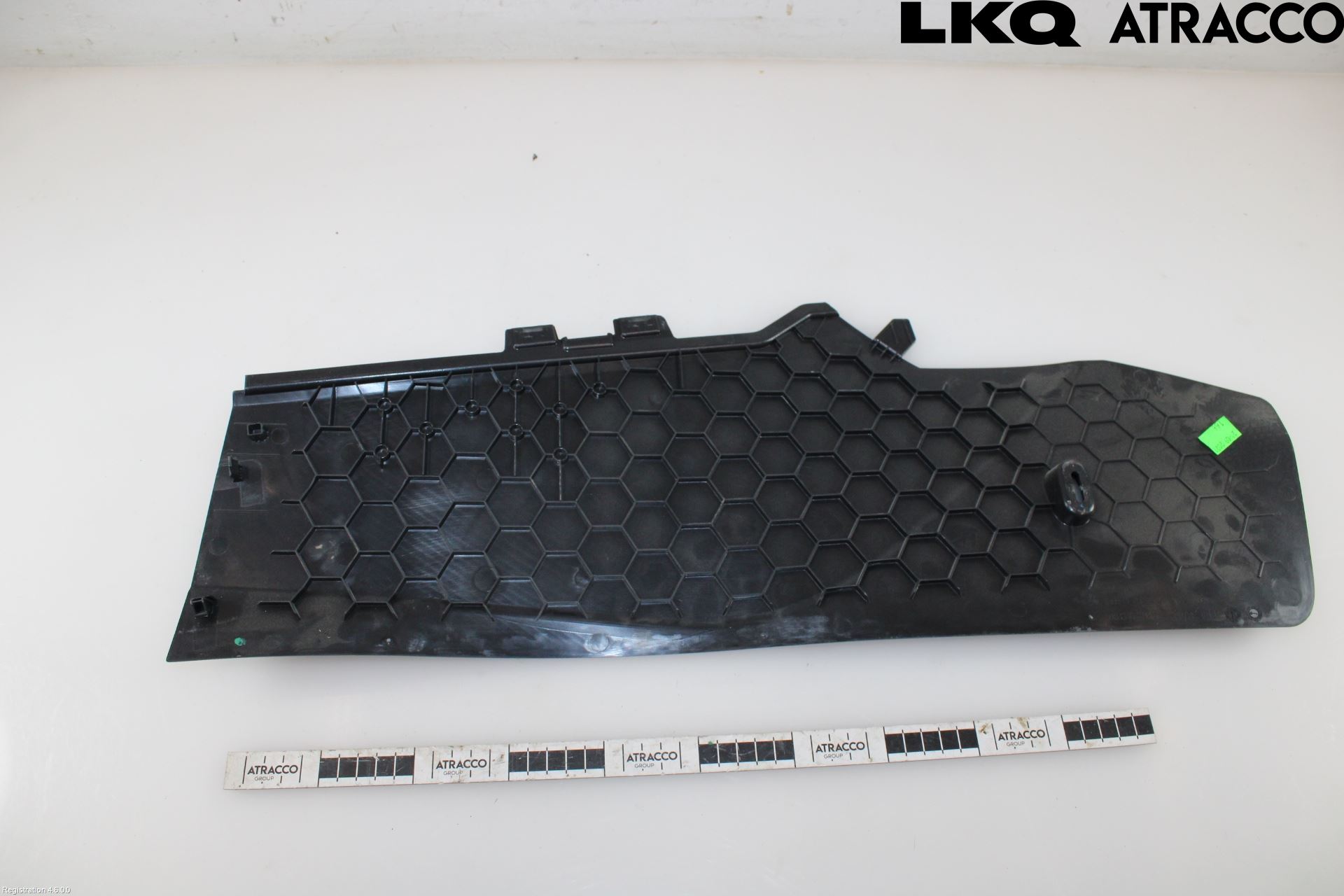 Volkswagen VW CADDY 21- Instrumentkonsoll Midt