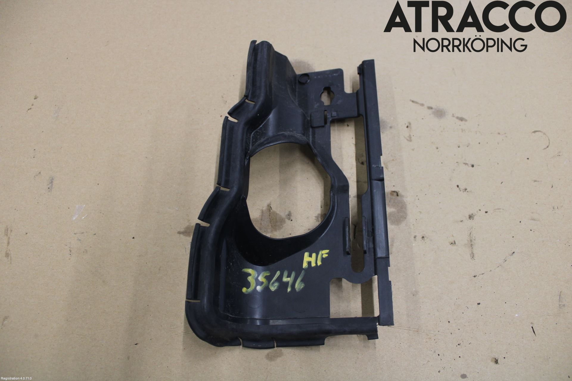 Volvo V70 14-16 Luftstyring Front