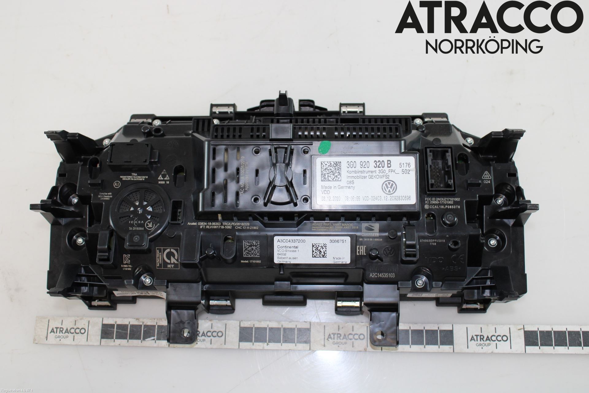 Volkswagen VW TIGUAN 16-24 Instr Kombinert