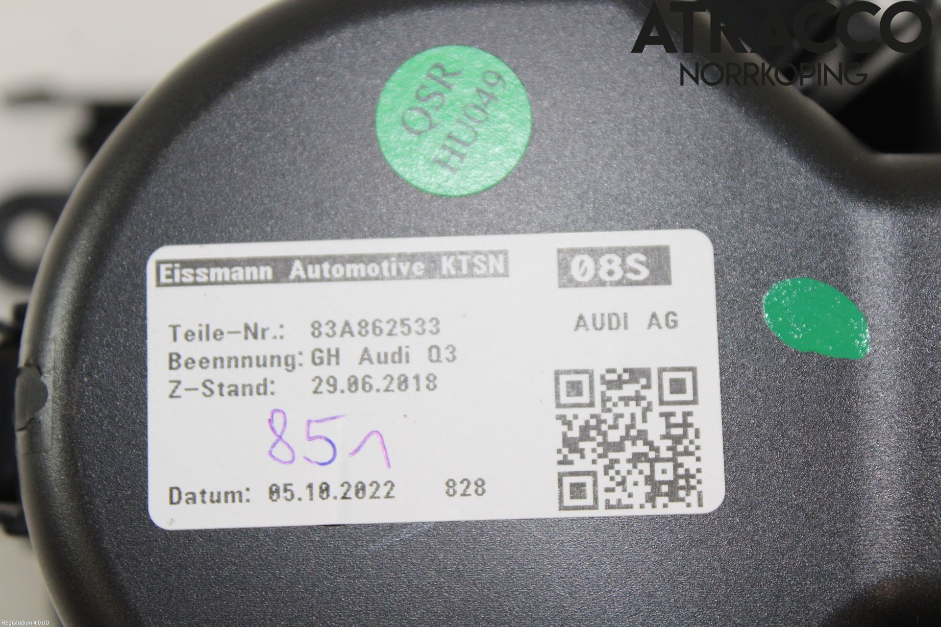 Audi Q3 F3 19- Innr Koppholder