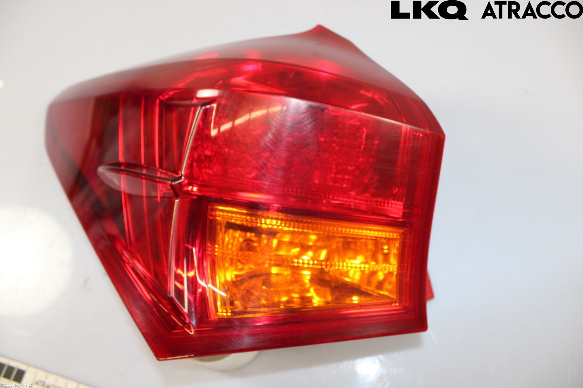 Toyota AURIS 13-19 Baklykt Venstre