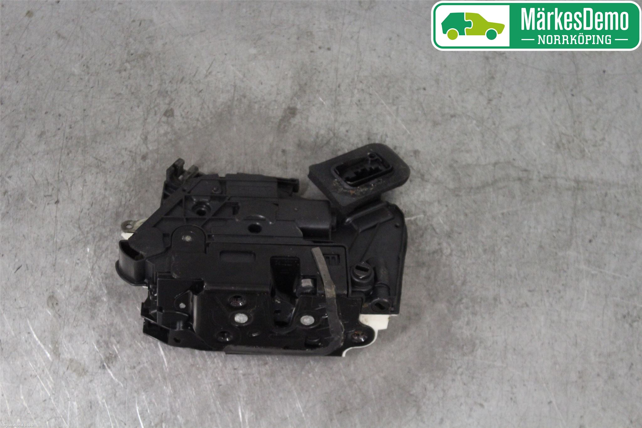 Volkswagen VW GOLF / E-GOLF VII 13-20 Dørlås - Låsekasse