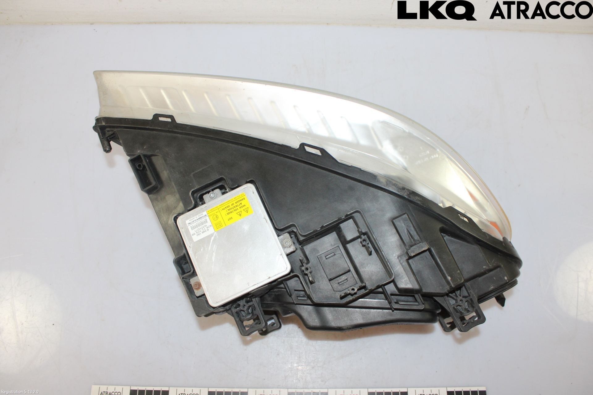 Volvo V70 08-13 Frontlykt Venstre